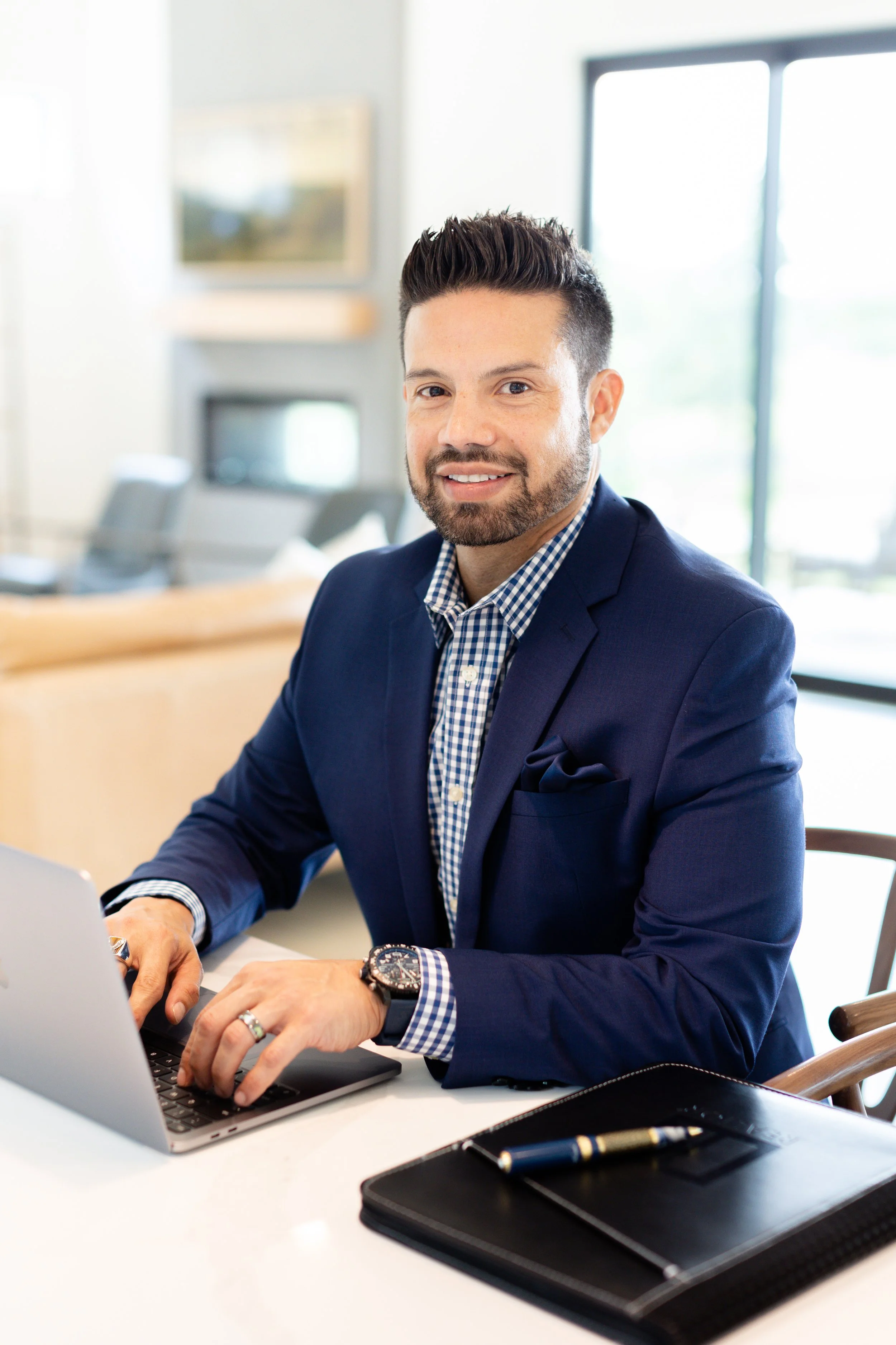 Gustavo Farrach Branding Session-61.jpg