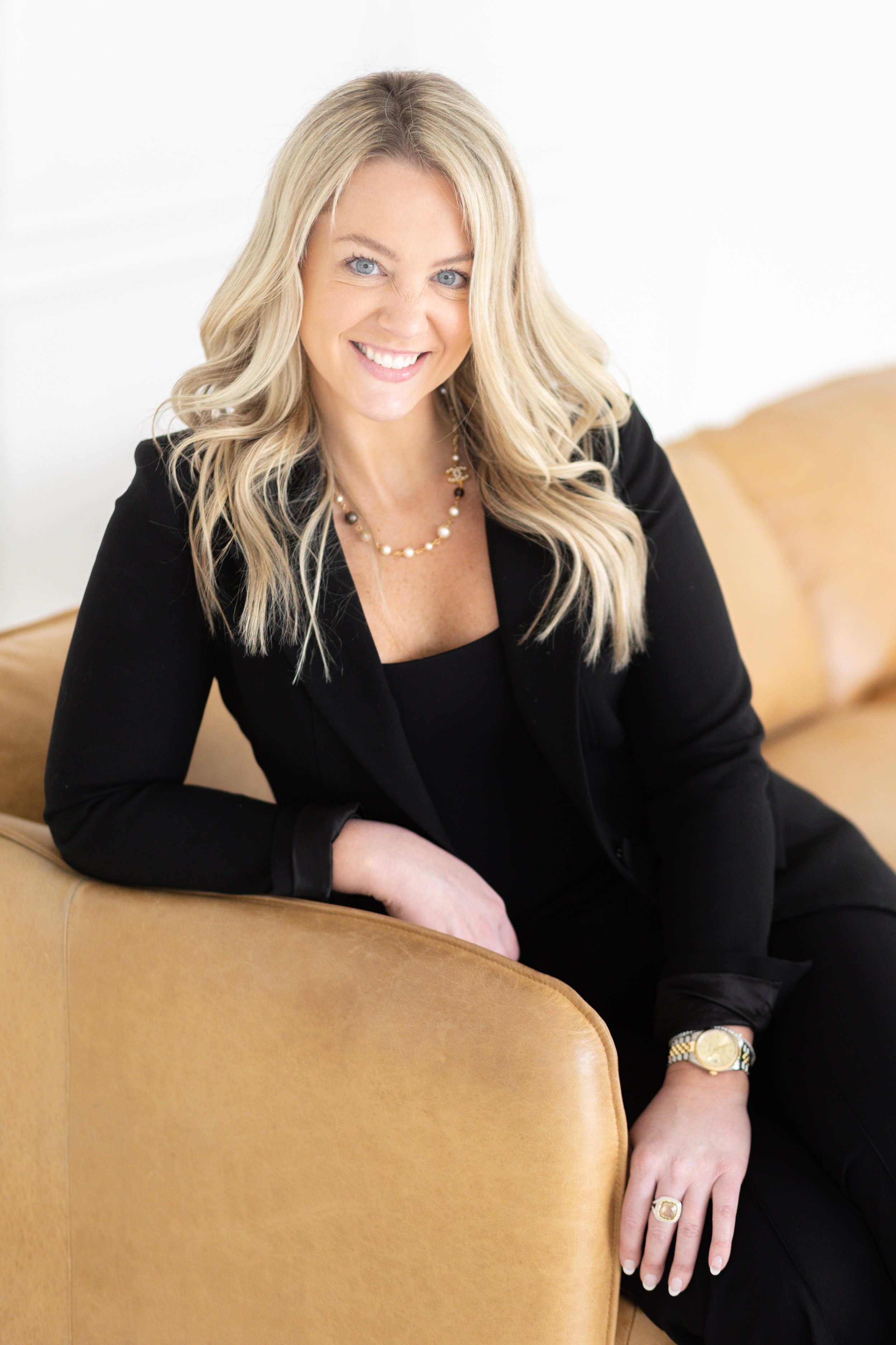 Jesselyn Hayes Headshot Mini Session-26.jpg