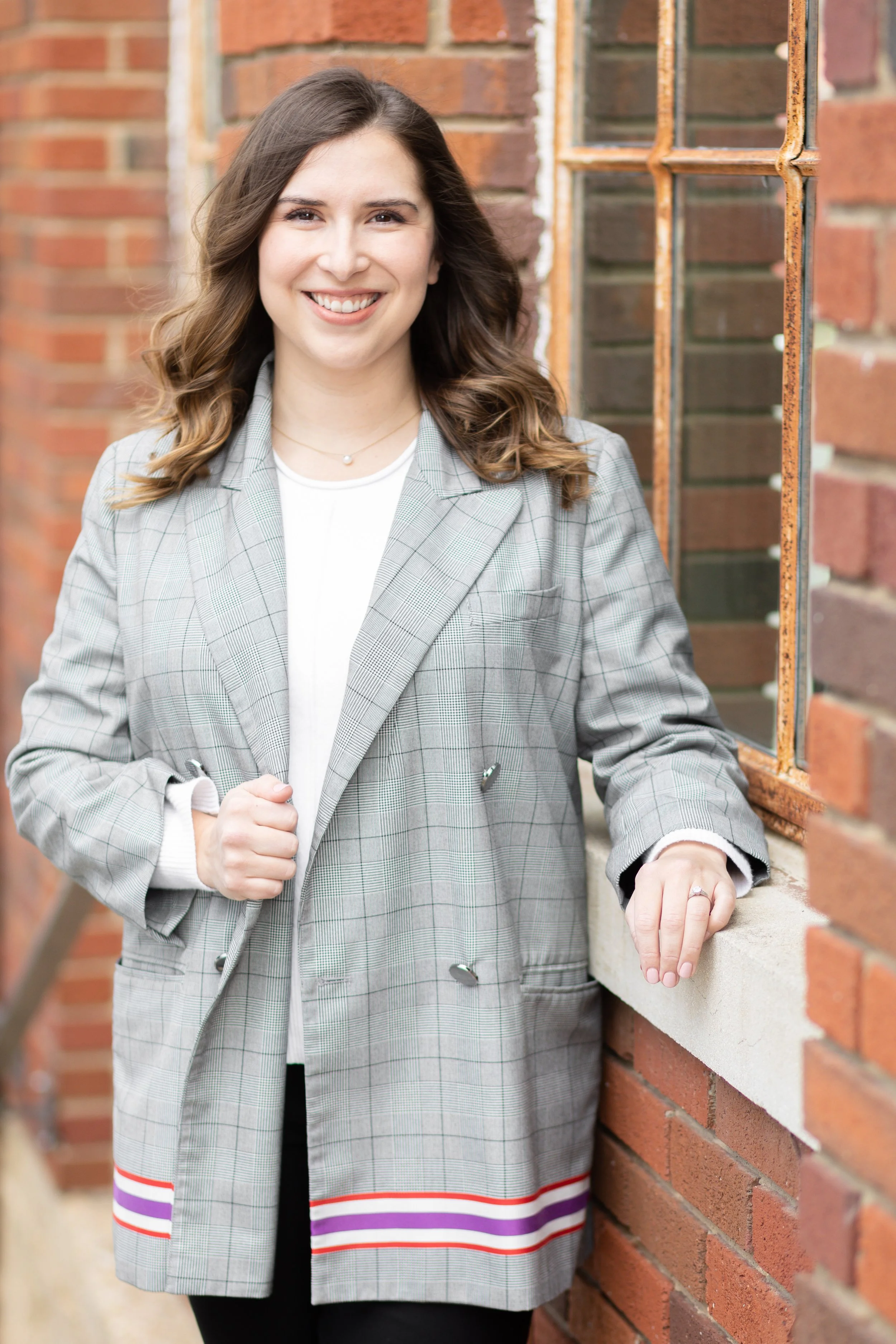 Andrea Thorne-Thomsen Headshot Mini Session-12.jpg