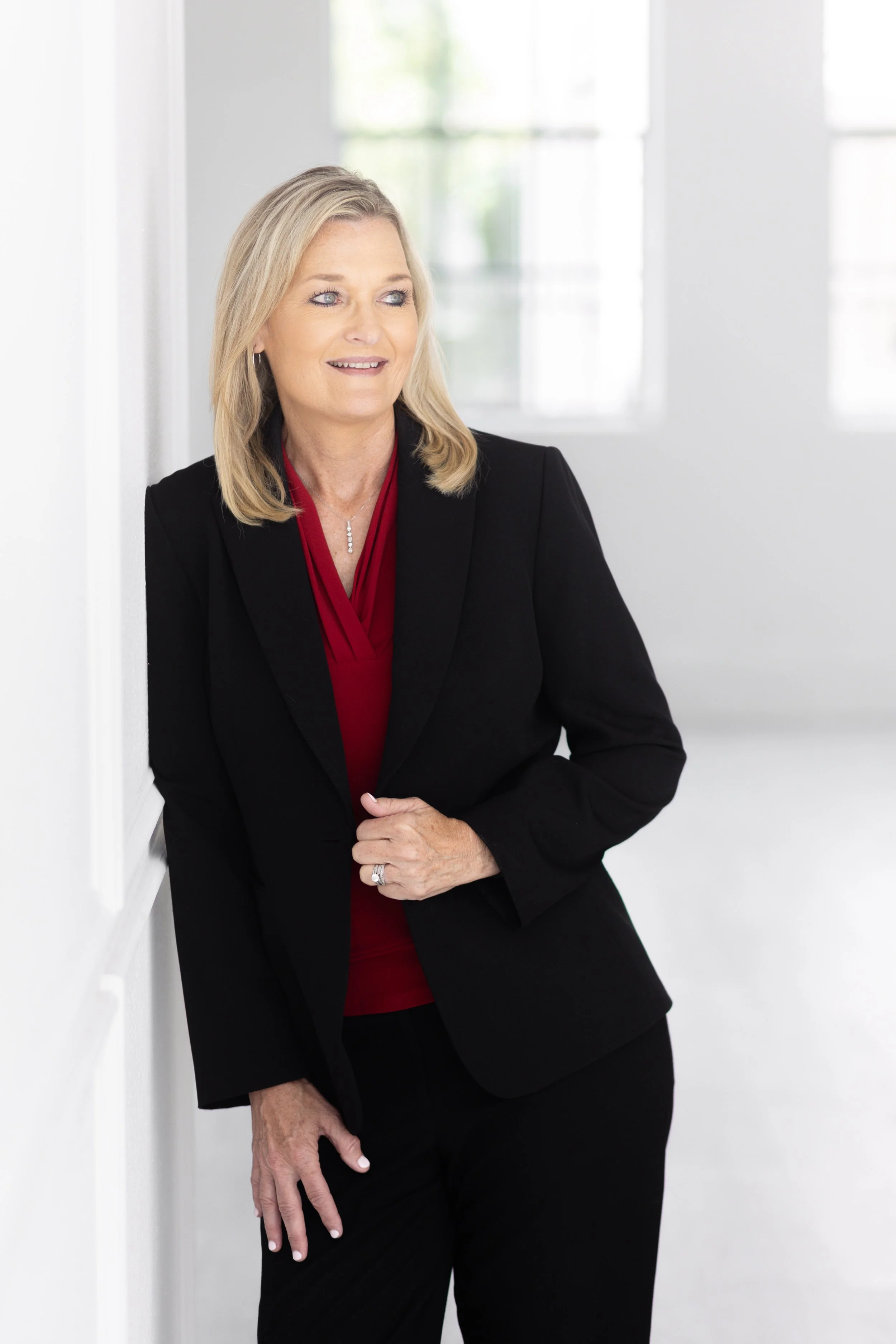 Jill Shoush Headshot Mini Session-8.jpg