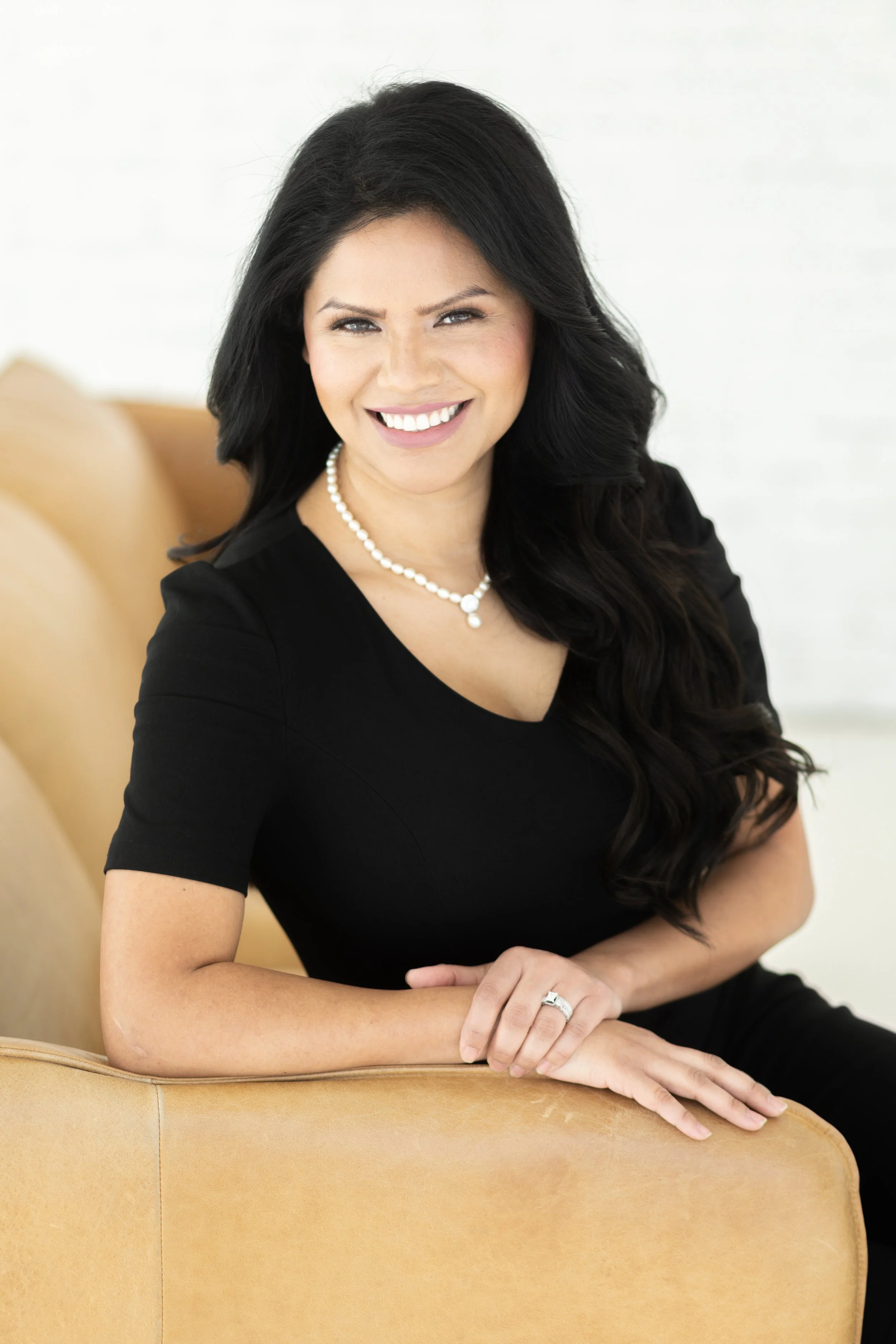 Claudia Knight Headshot Mini Session-14.jpg