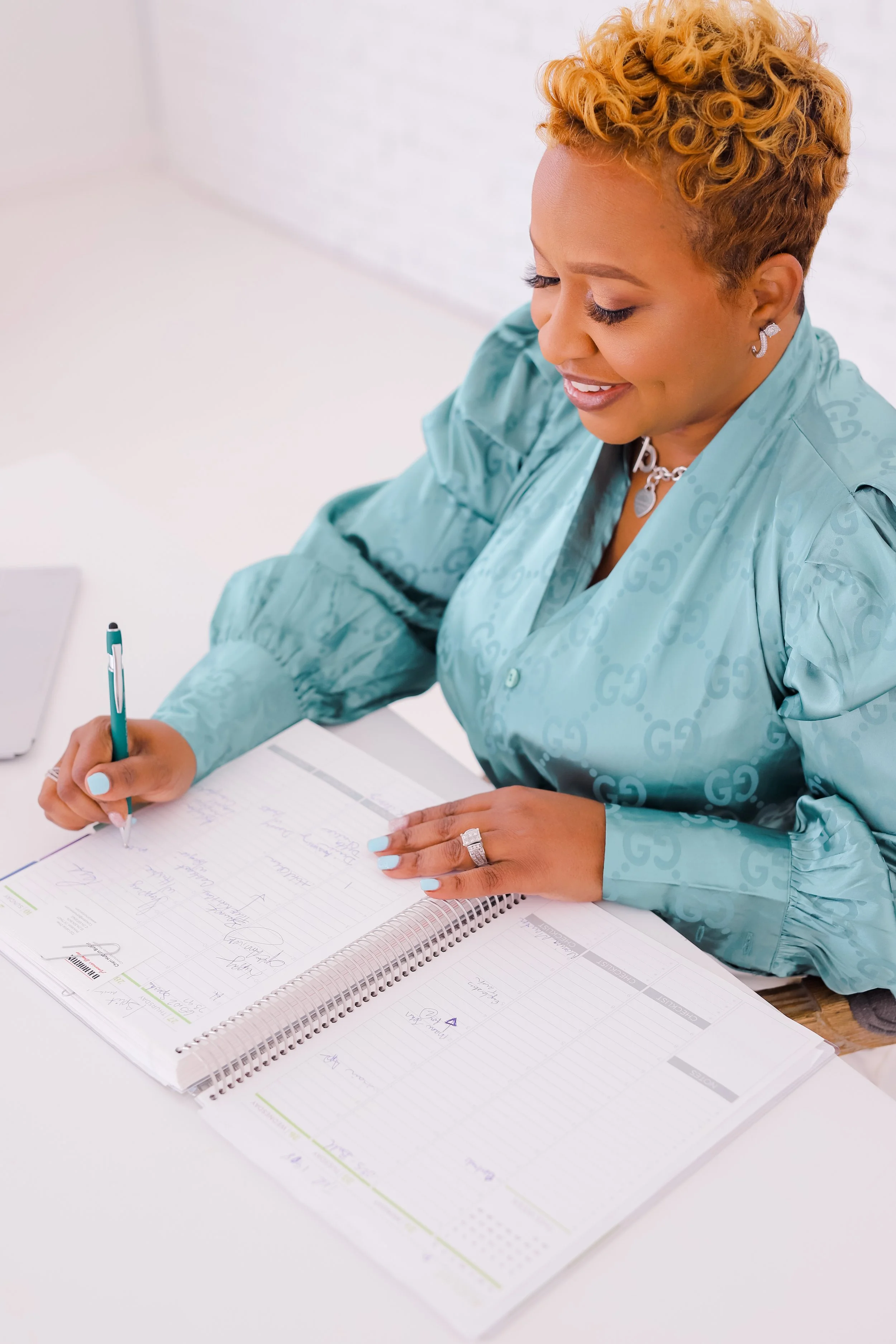 Shivonne Carolina Branding Session-28.jpg