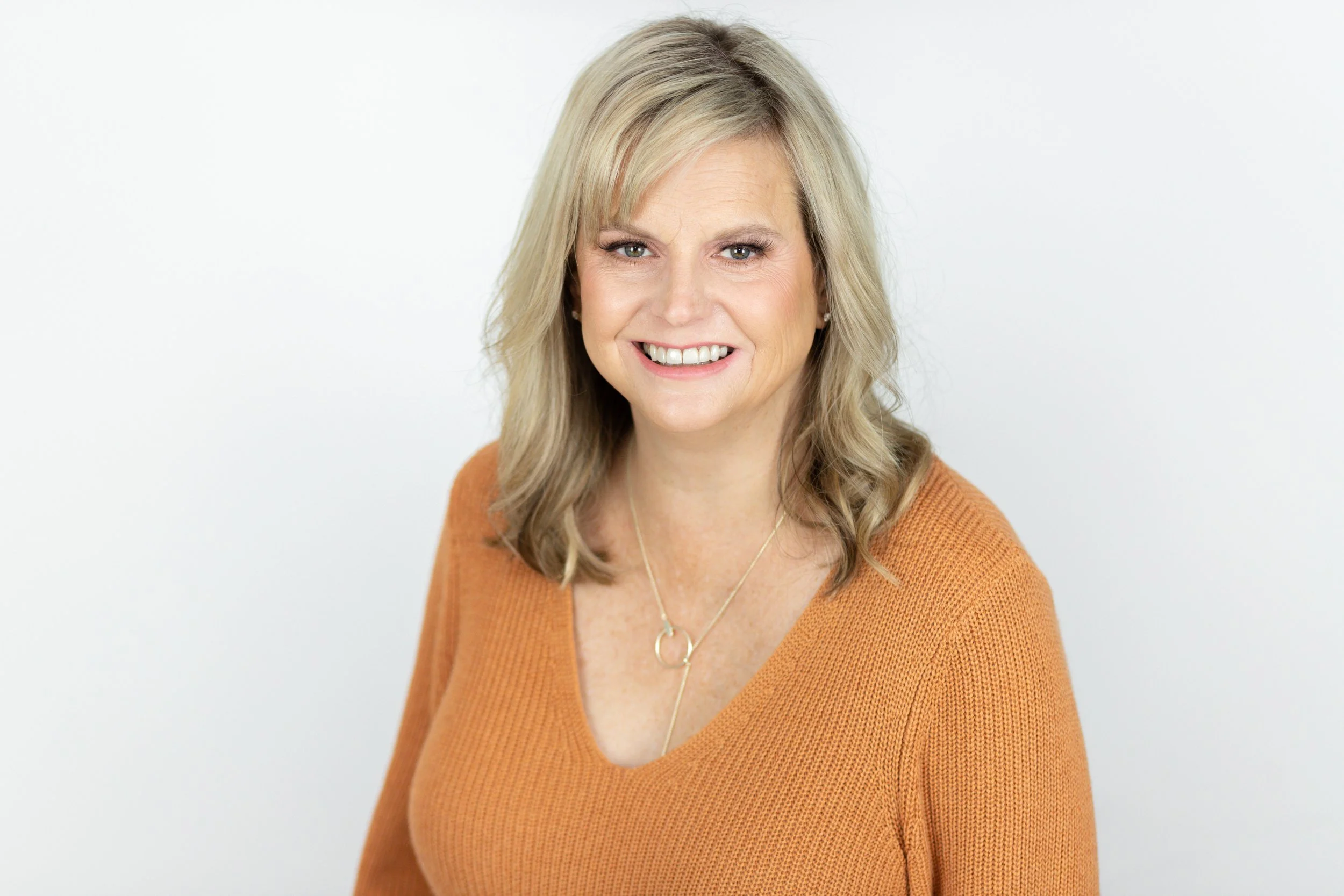 Jaime Thompson Mini Branding Session-20.jpg