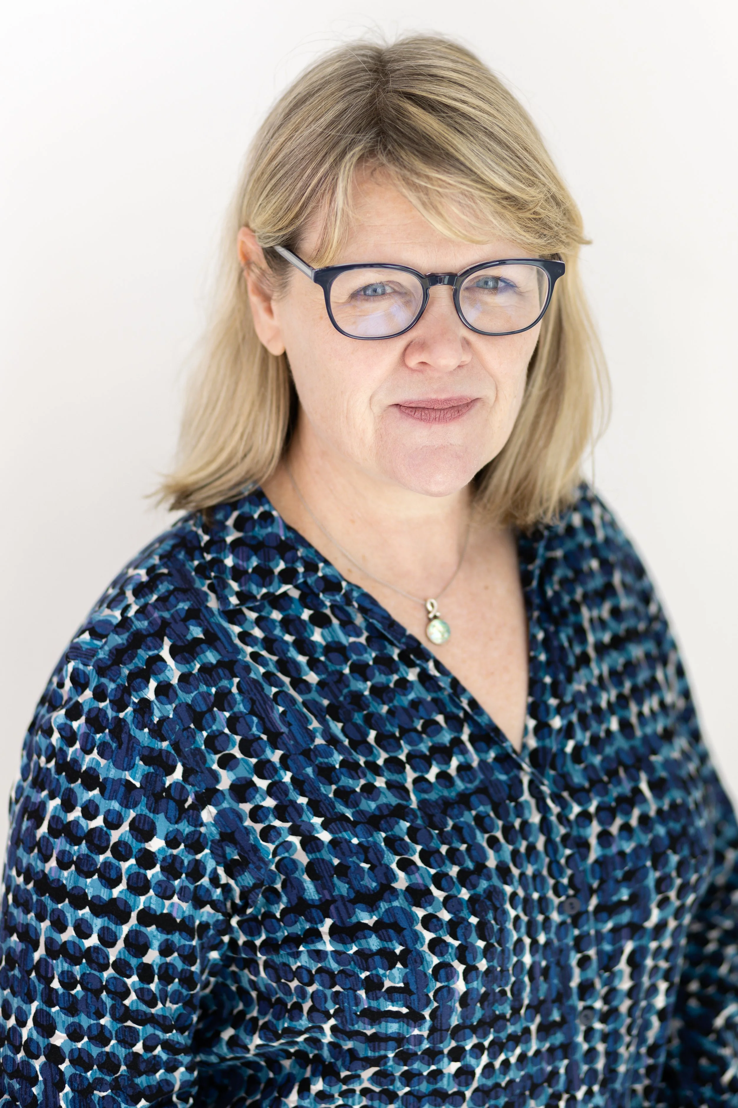 Lisa Gibson Headshot Mini Session-6.jpg