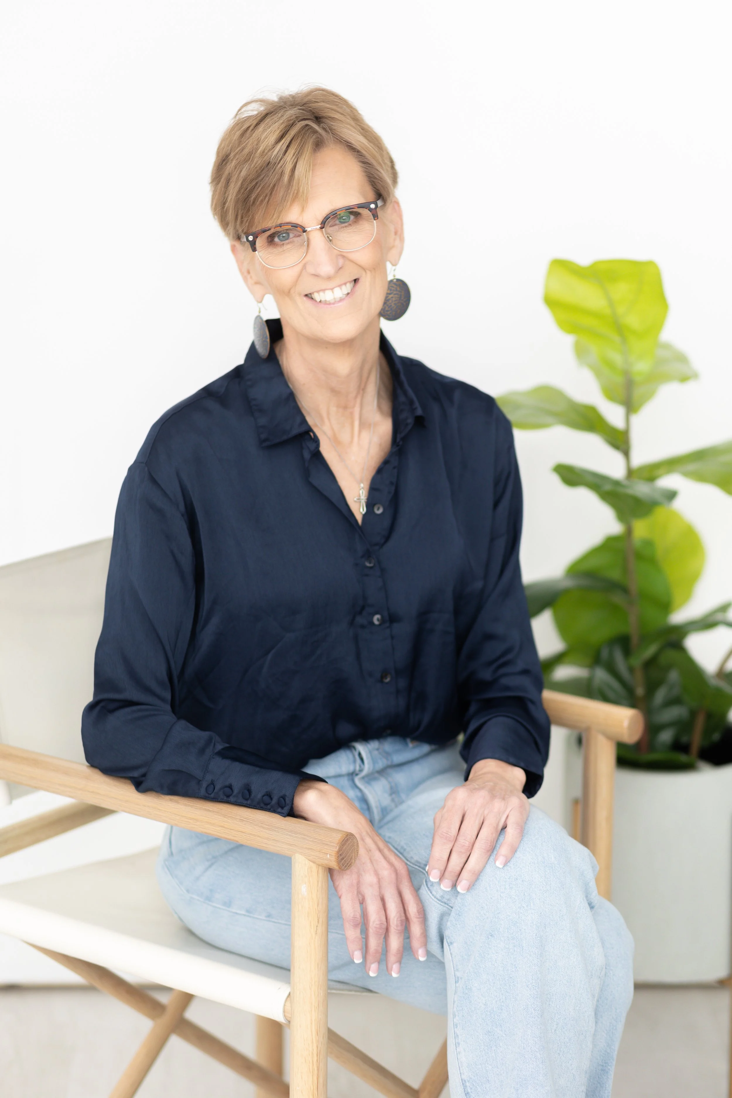 Chandler Hoagland Headshot Mini Session-7.jpg