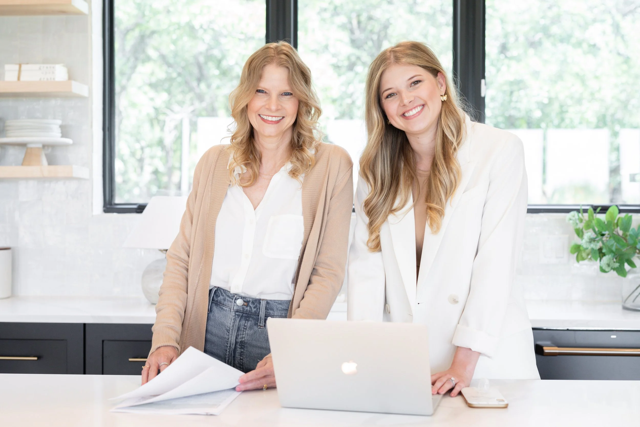 Courtney Forsberg Branding Session-16.jpg