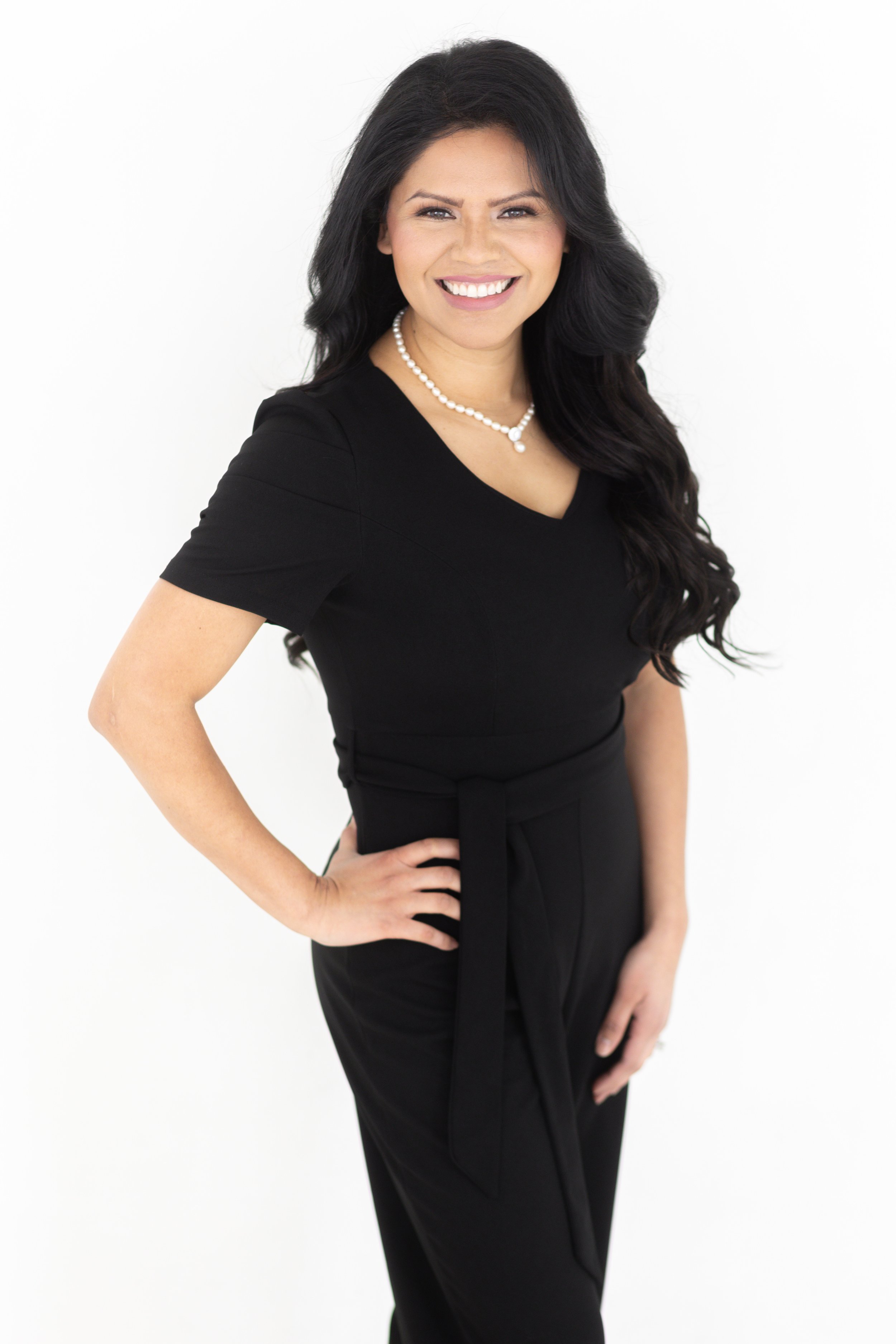 Claudia Knight Headshot Mini Session-7.jpg