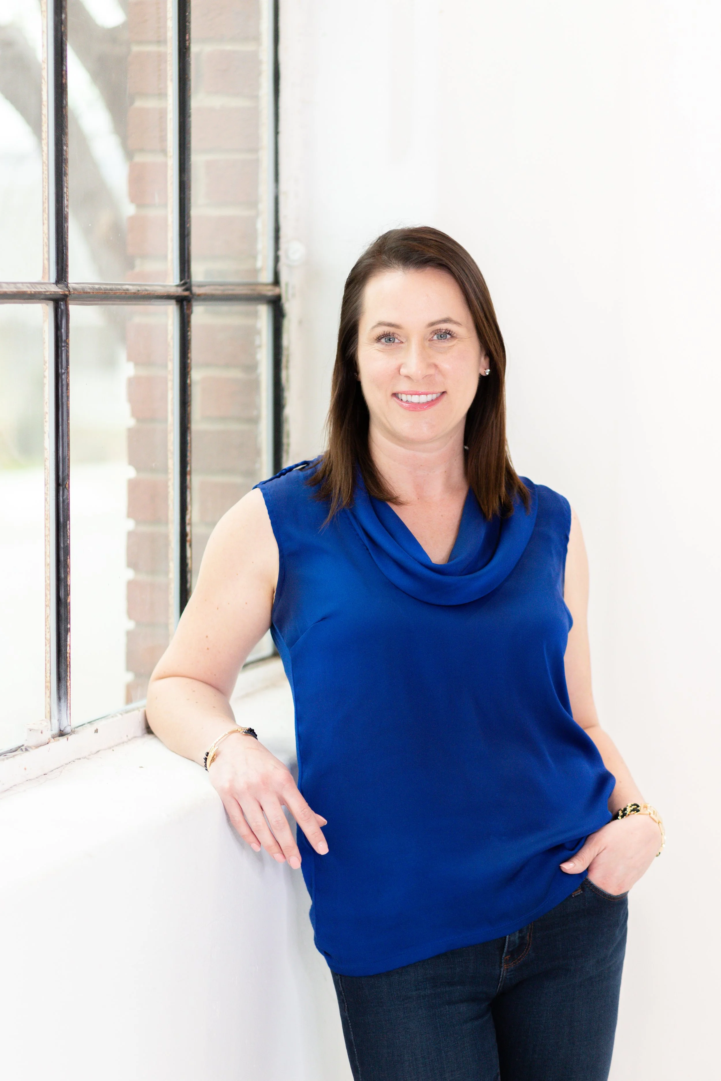 Rachel Gibson Headshot Mini Session-13.jpg