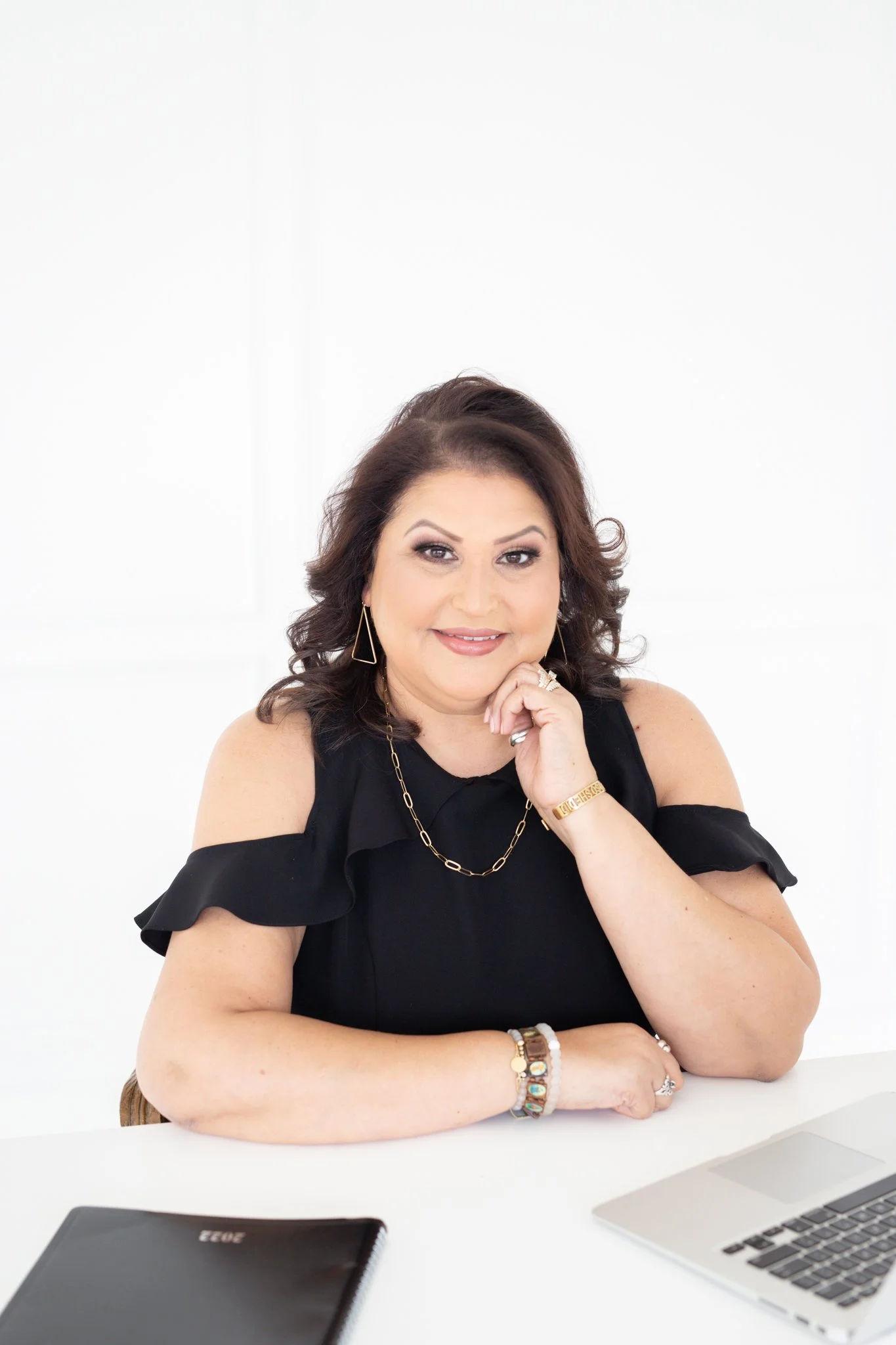 Amelia Valdez Branding Session -60.jpg