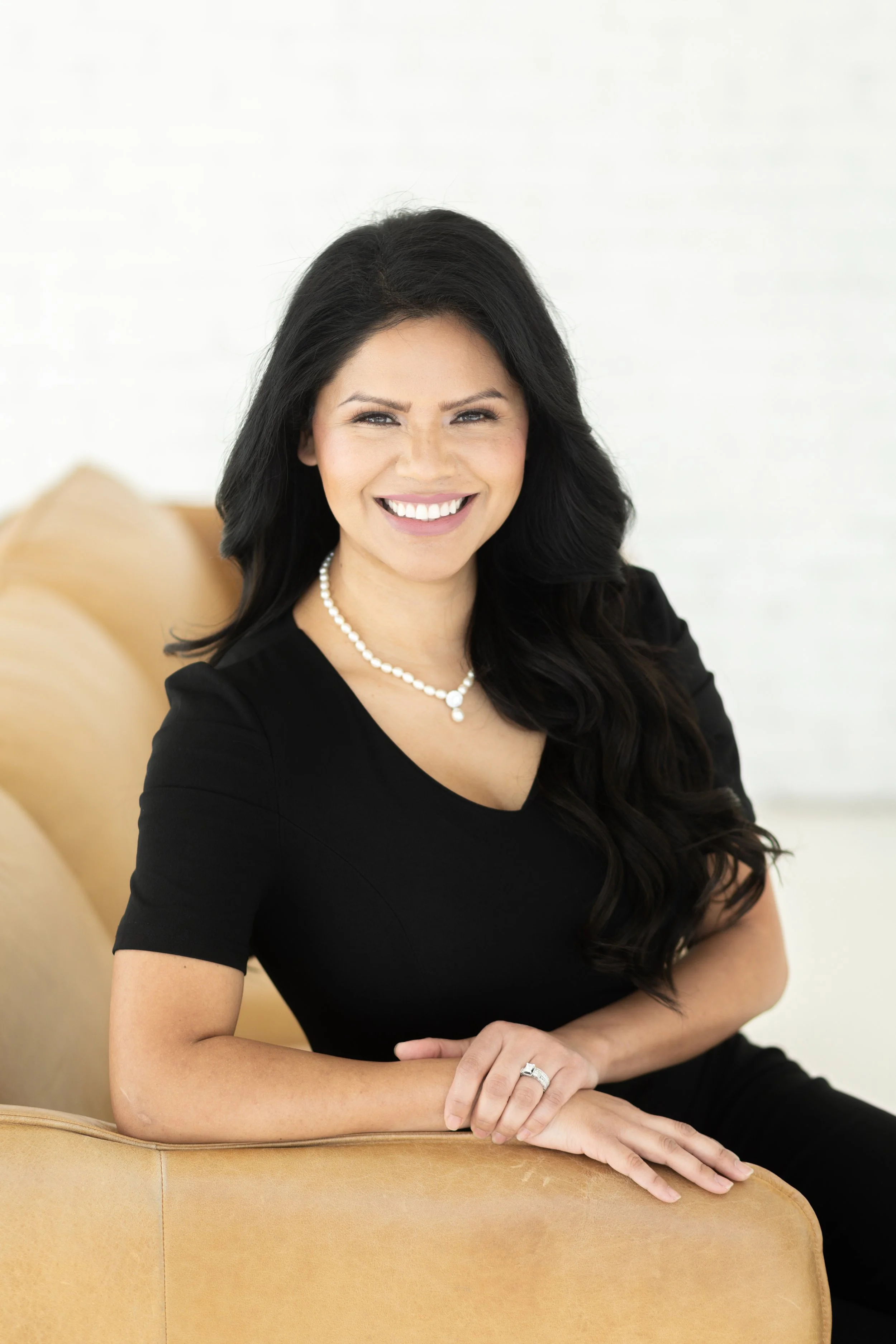 Claudia Knight Headshot Mini Session-13.jpg