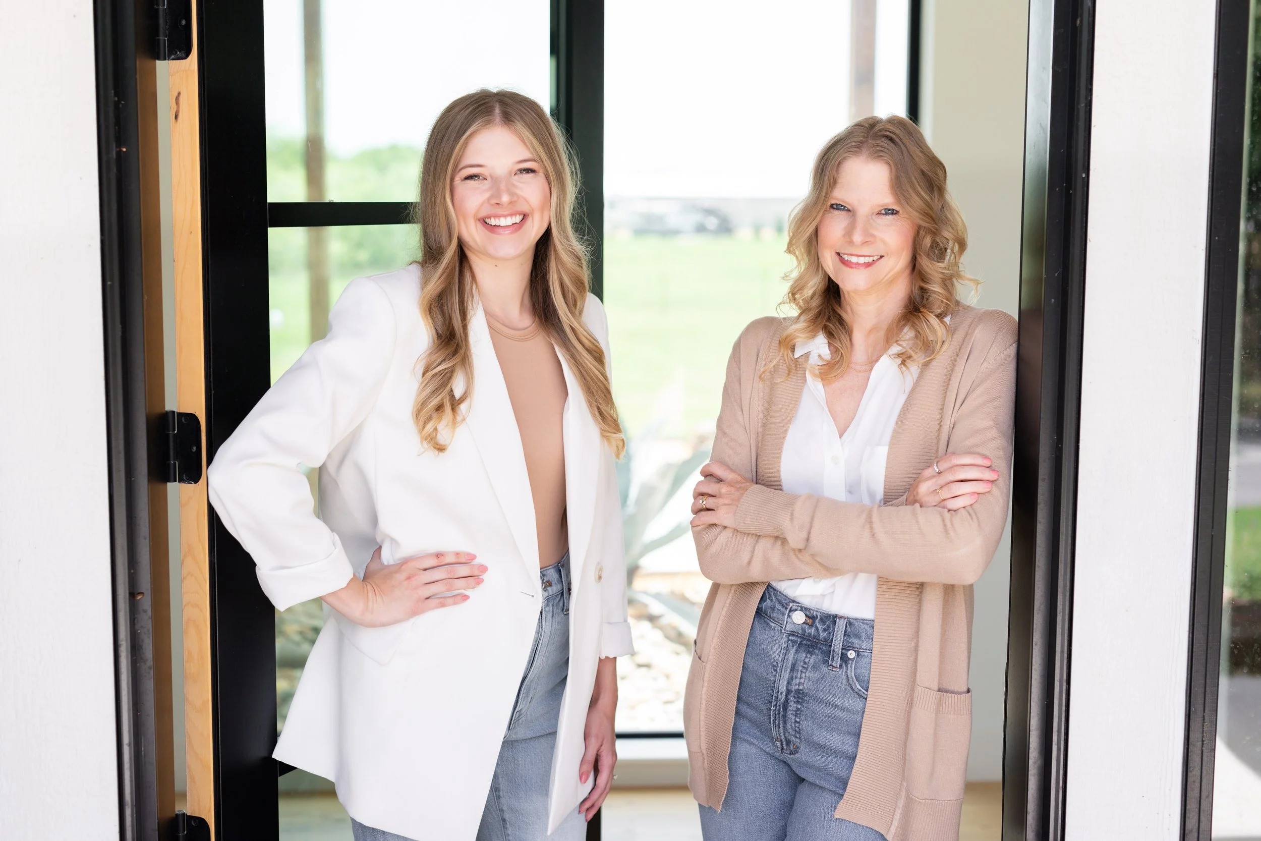 Courtney Forsberg Branding Session-21.jpg