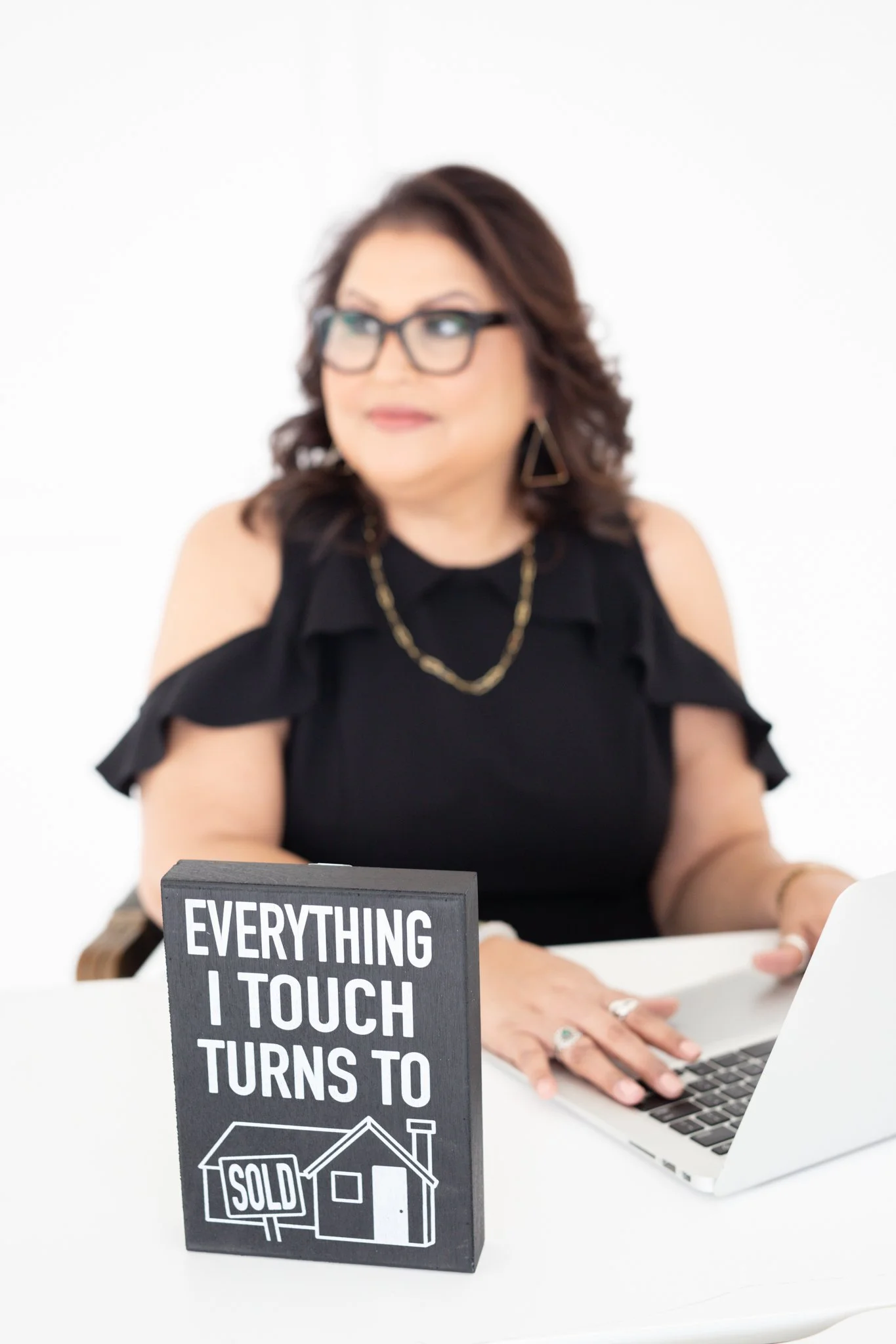 Amelia Valdez Branding Session -51.jpg