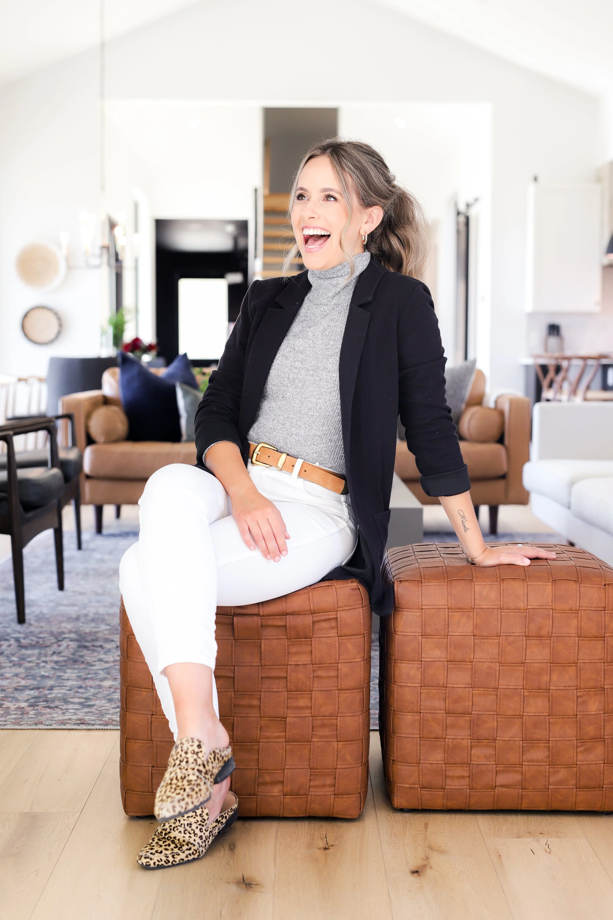 Rebekah Hernandez Branding Session-75.jpg