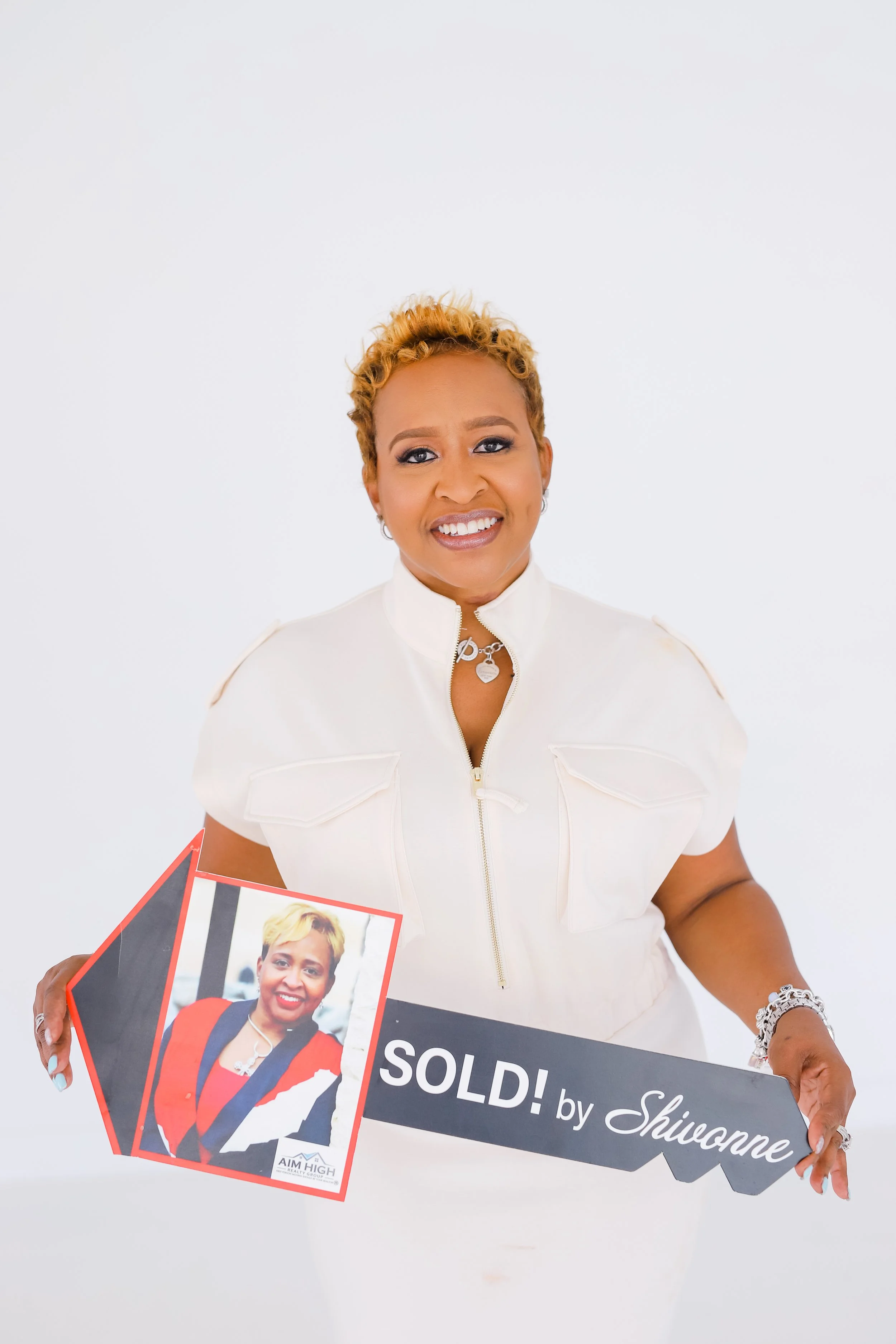 Shivonne Carolina Branding Session-80.jpg