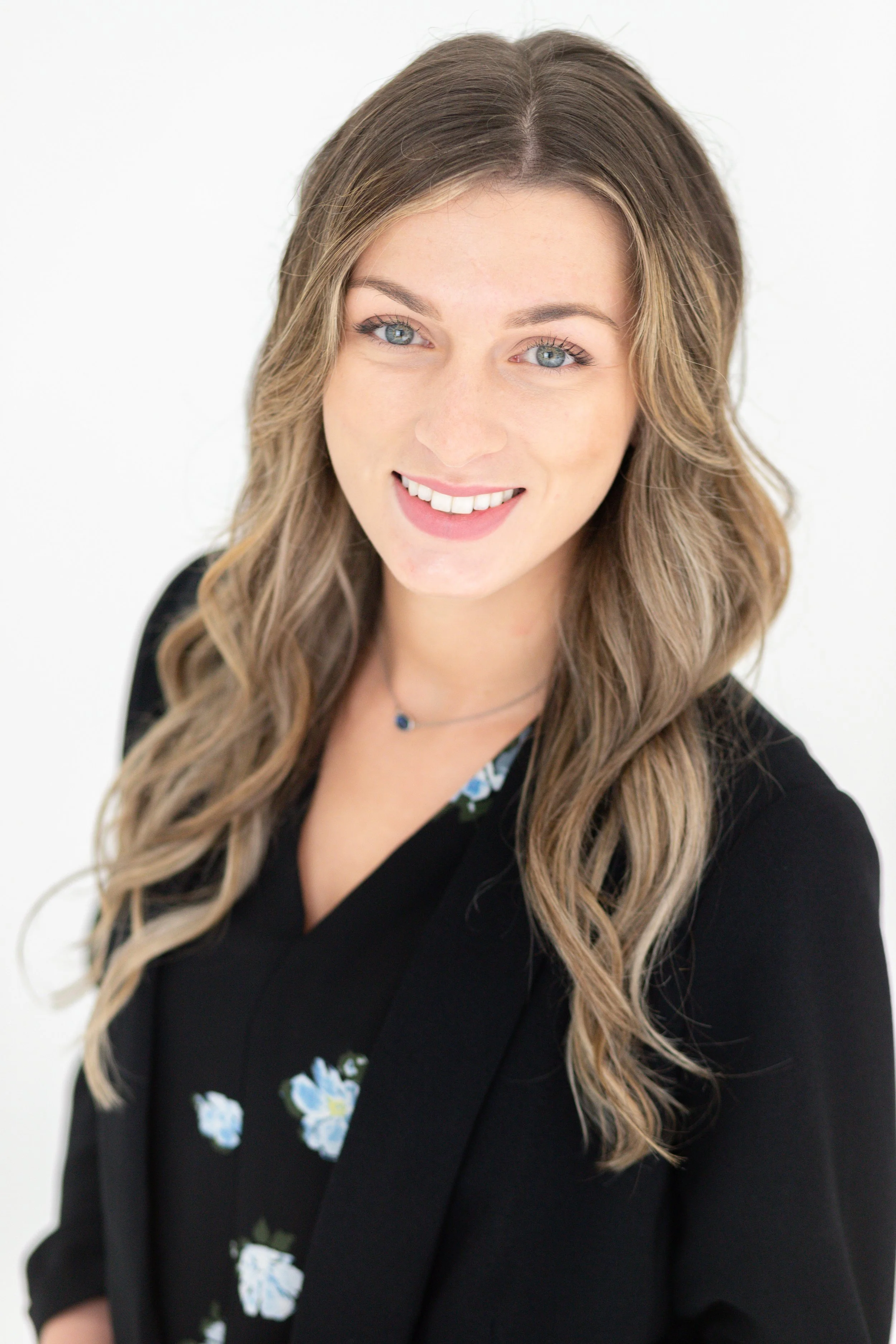 Maddie Tedder Headshot Mini Sesion-2.jpg