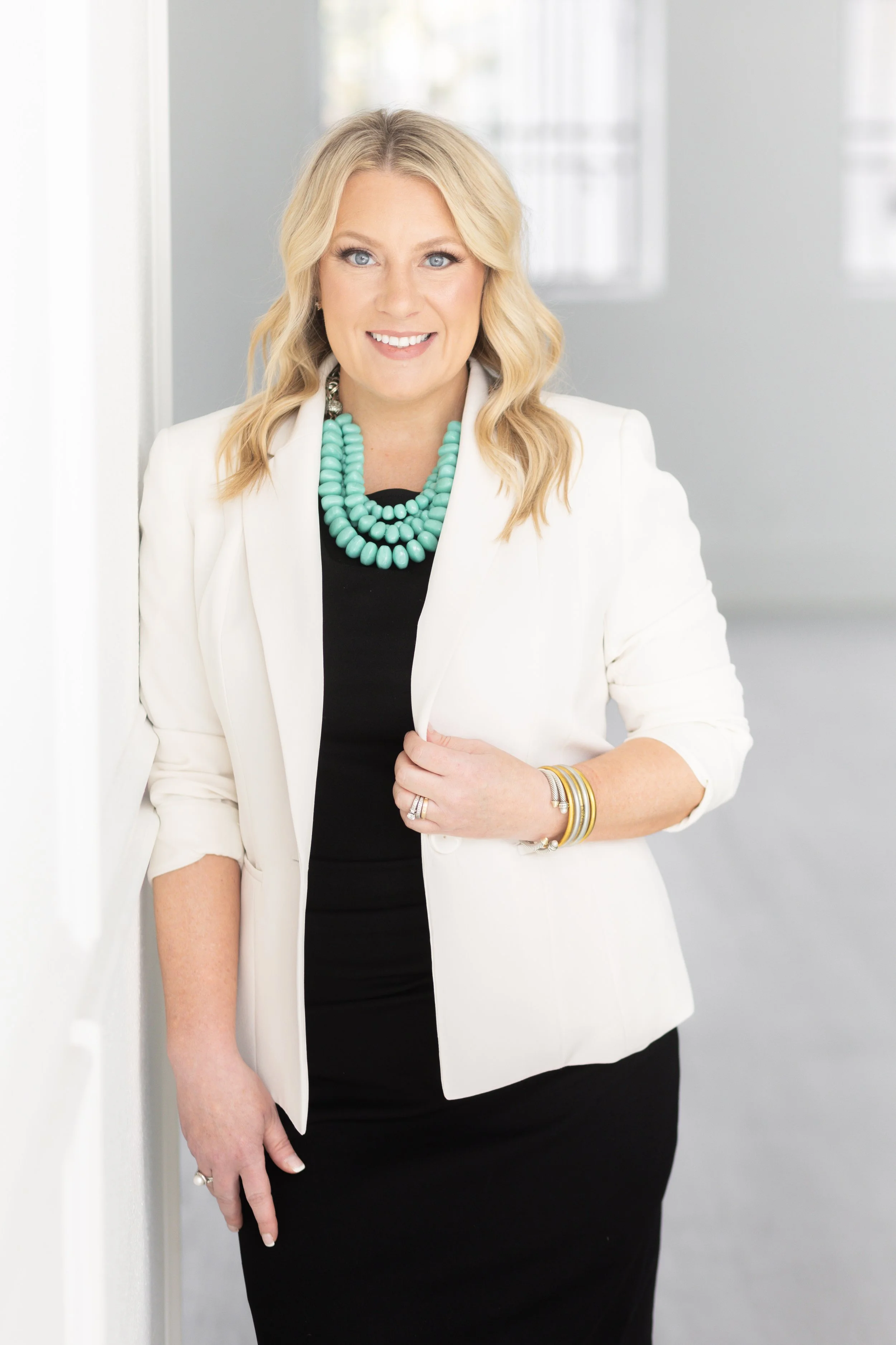 Melissa Heiss Headshot Mini Session-8.jpg