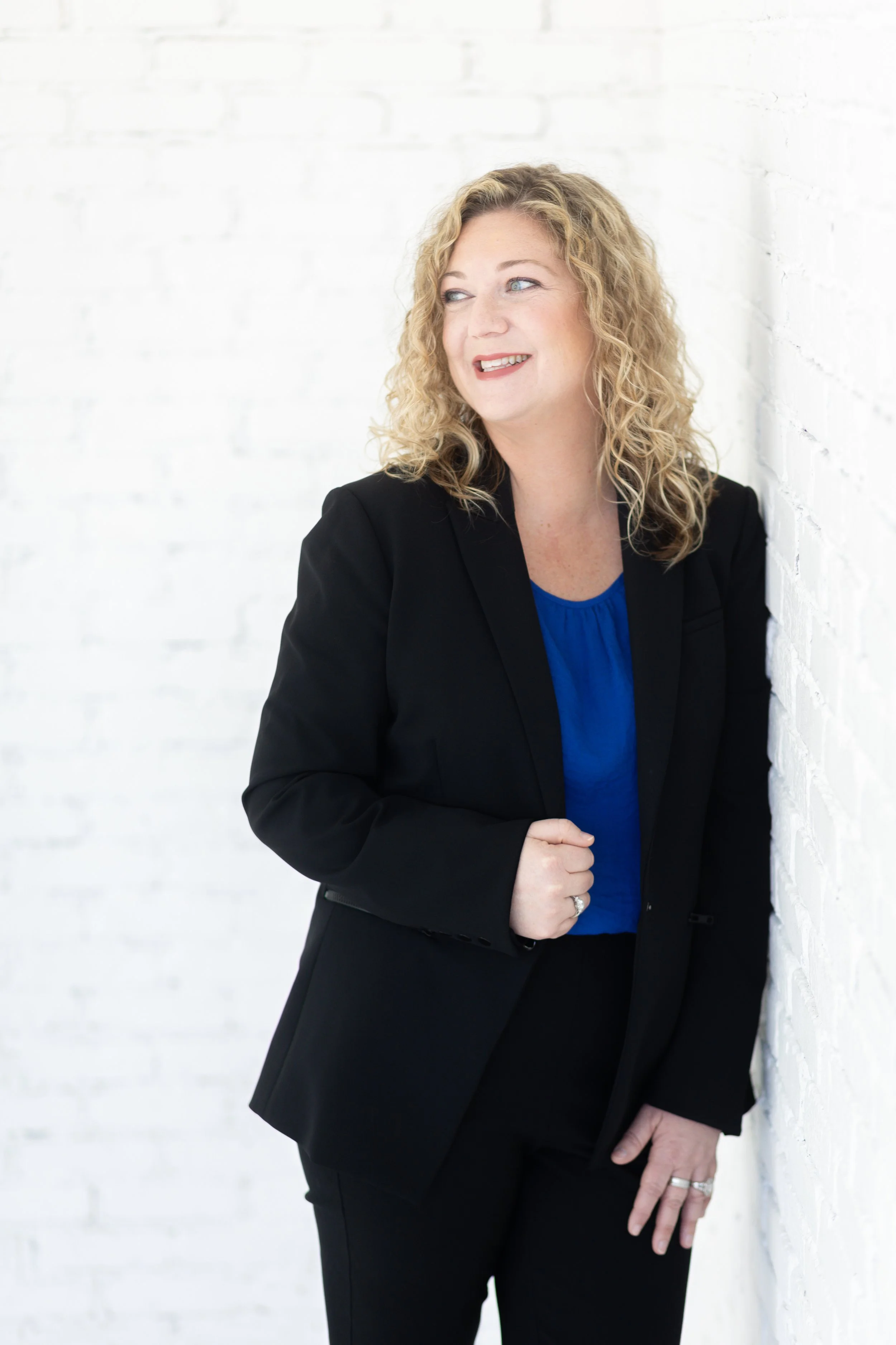 Rachael Kelly Headshot Mini Session-11.jpg