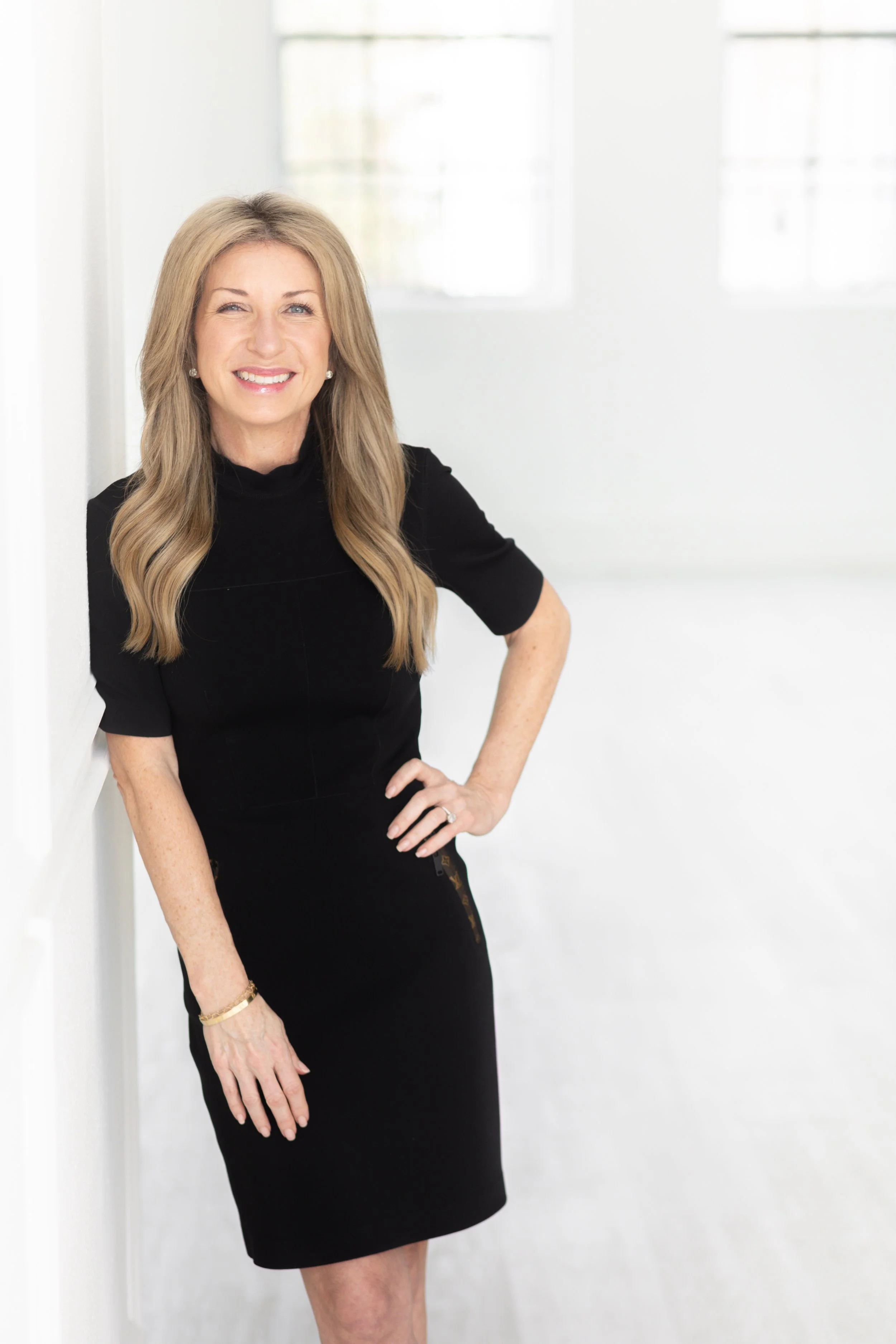 Penny Johnson Headshot Mini Session-11.jpg