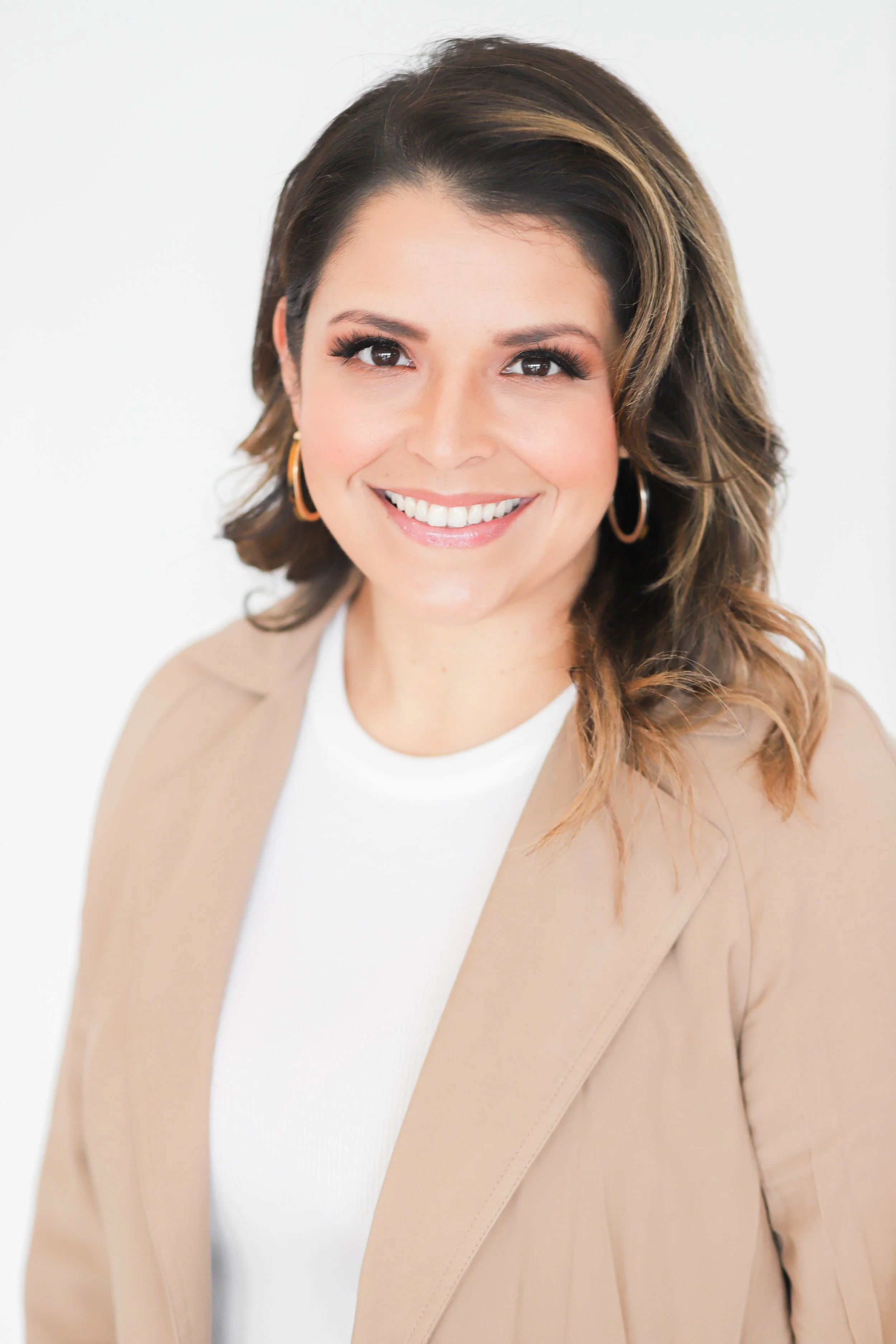 Erica Anaya Branding Session-85.jpg