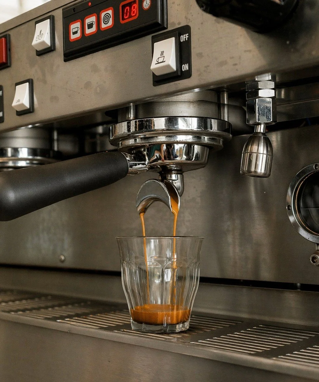 Made with love, every morning, for everyone at @treblefairfield 💚

#TrebleFairfield #MelbourneCoffee #FairfieldCafe #SpecialtyCoffee #CoffeeLovers