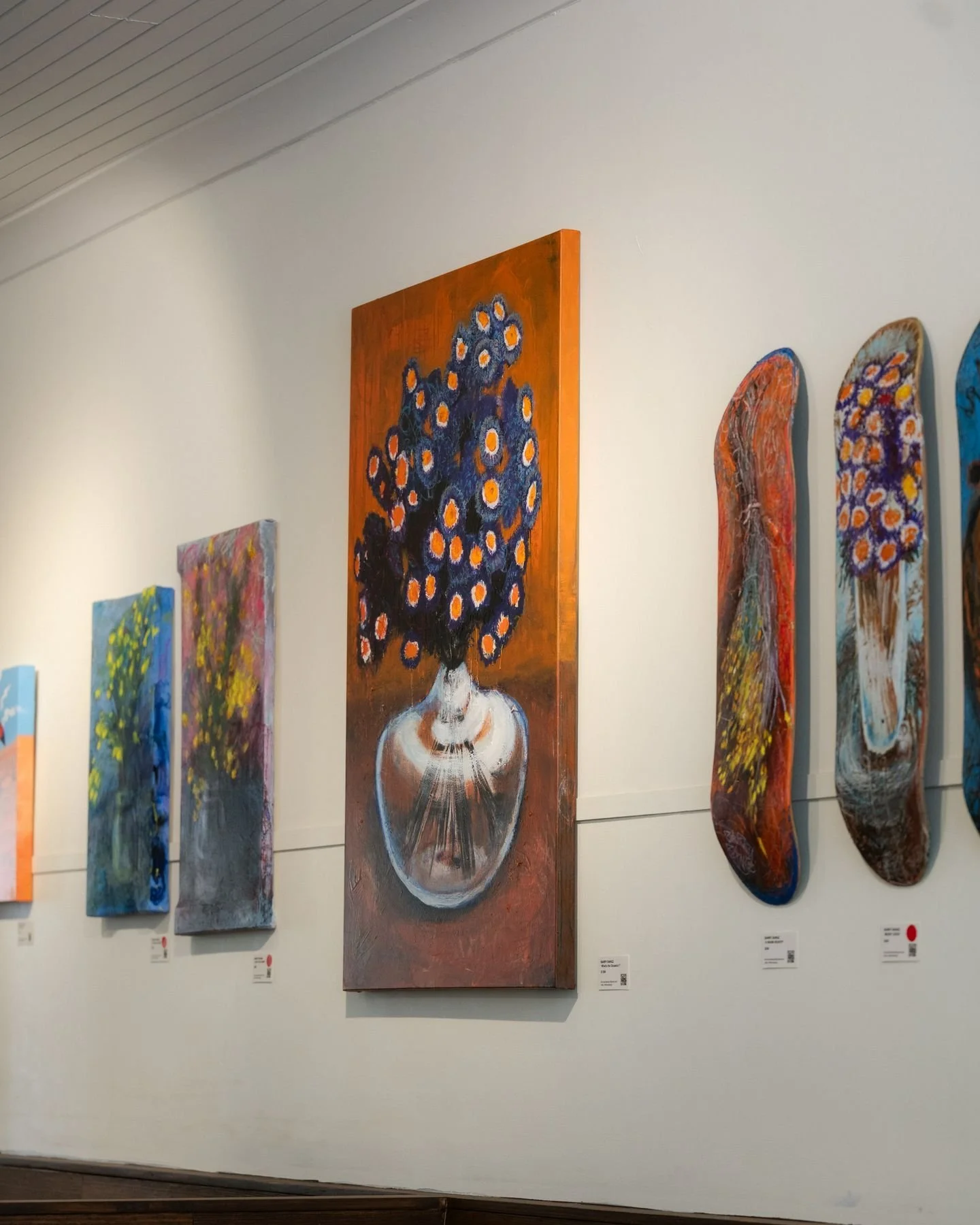 The walls at Treble feel like home... thanks to our incredible local artists. 

Artists like @barrybangz (art featured), who fill our space with colour, personality, this is what we dreamed of, not just a cafe, but a space that feels homey!

Come see