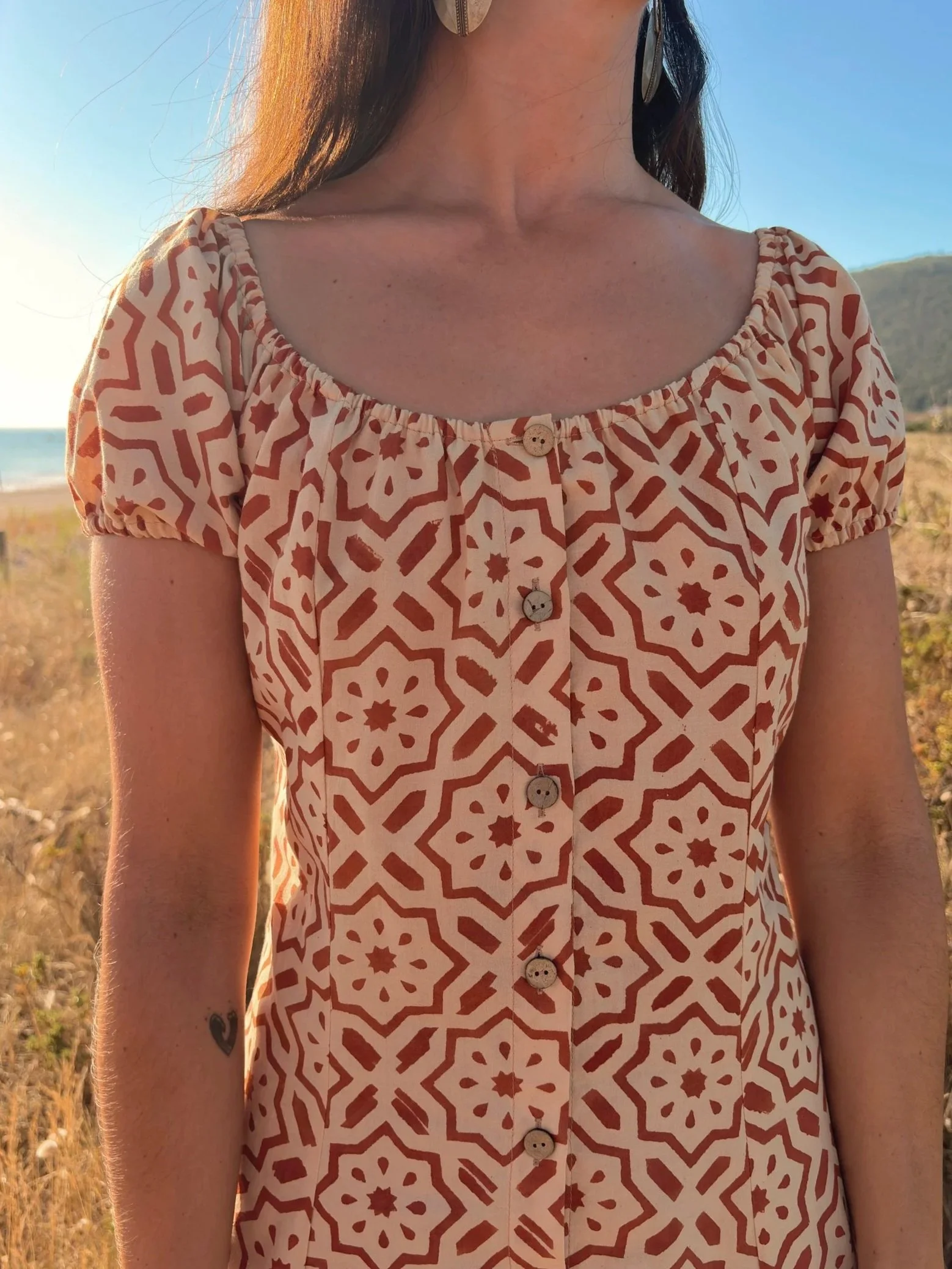 vestido-venus-algodon-organico-estampado-botanico-7.jpg