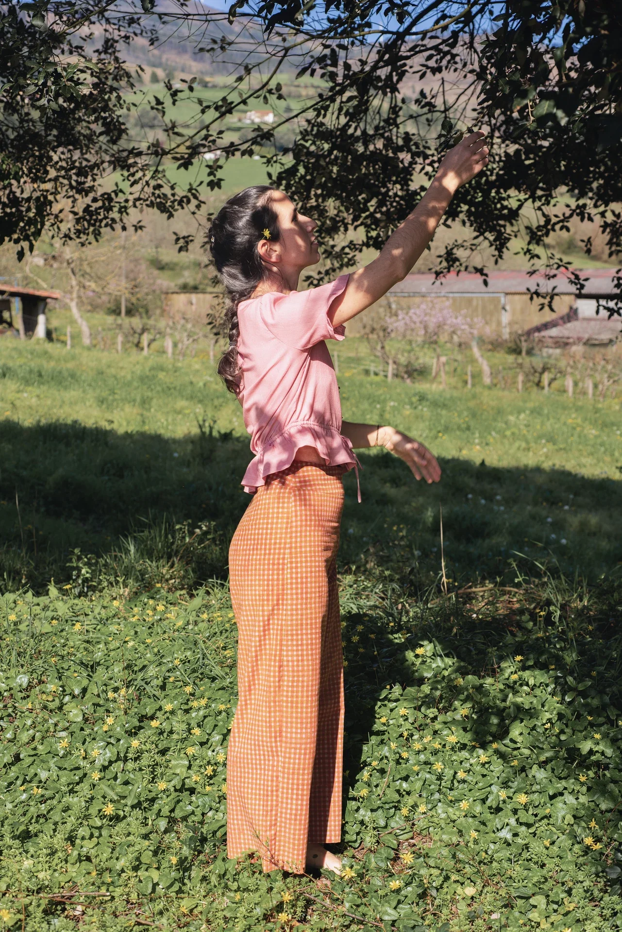 pantalon-indira-algodon-organico-estampado-artesanal-3.webp