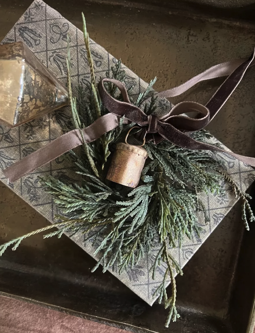 ✨ Handmade Holidays: DIY Projects to Add a Personal Touch 🎄🎁