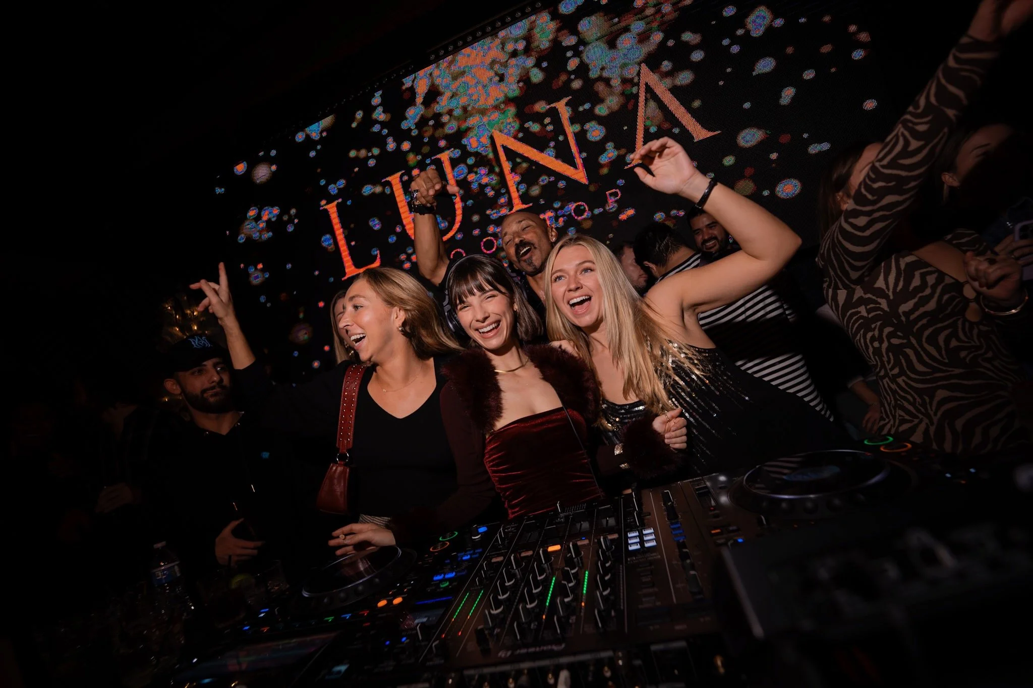 MM108836-Enhanced-NR (1).jpeg