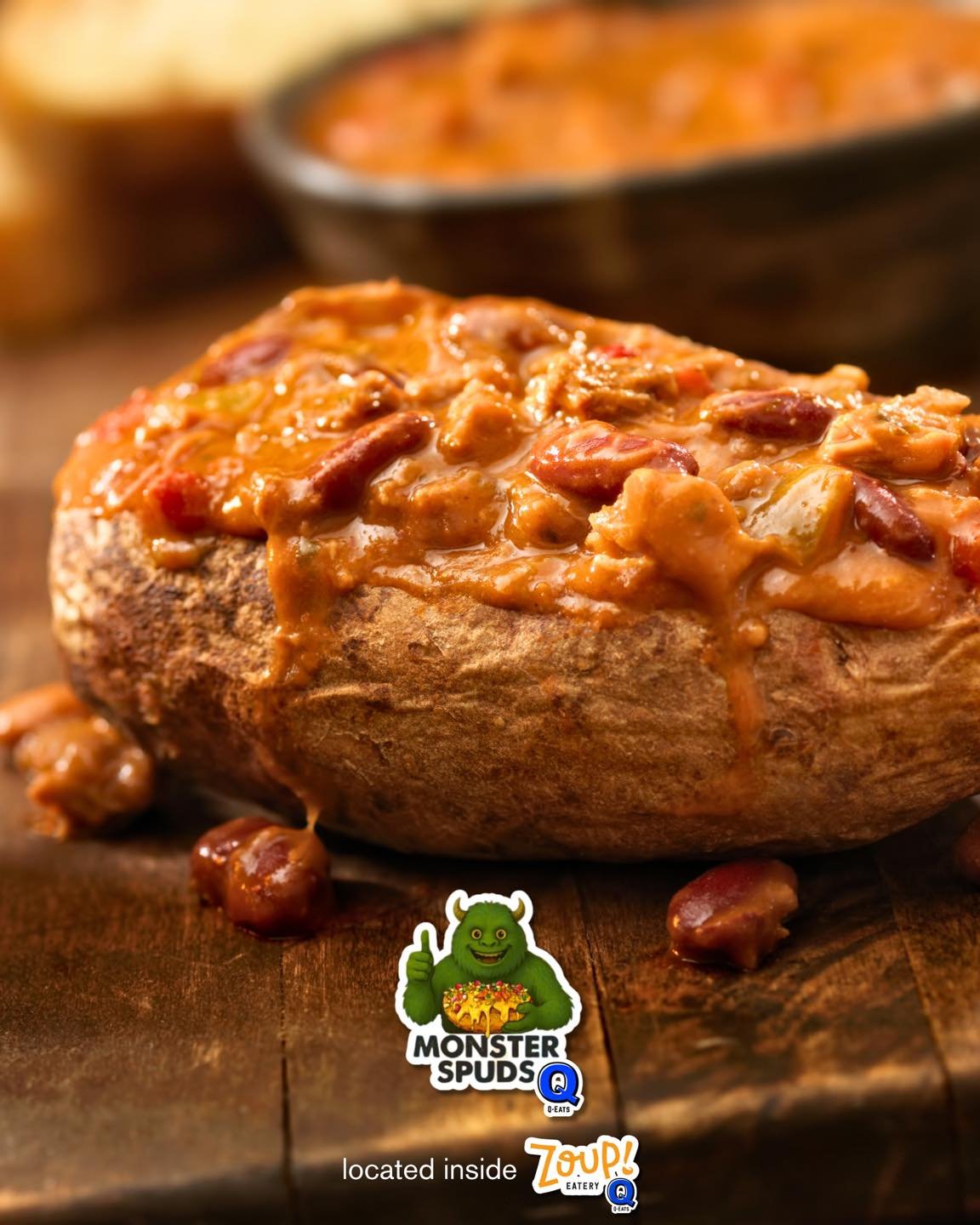🥔 Chili on top of a baked spud = instant comfort food win!

#monsterspuds #spuds #loadedpotatoes #bakedpotato #foodnearme