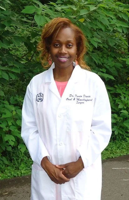 Dr._Karin_Davis.jpeg