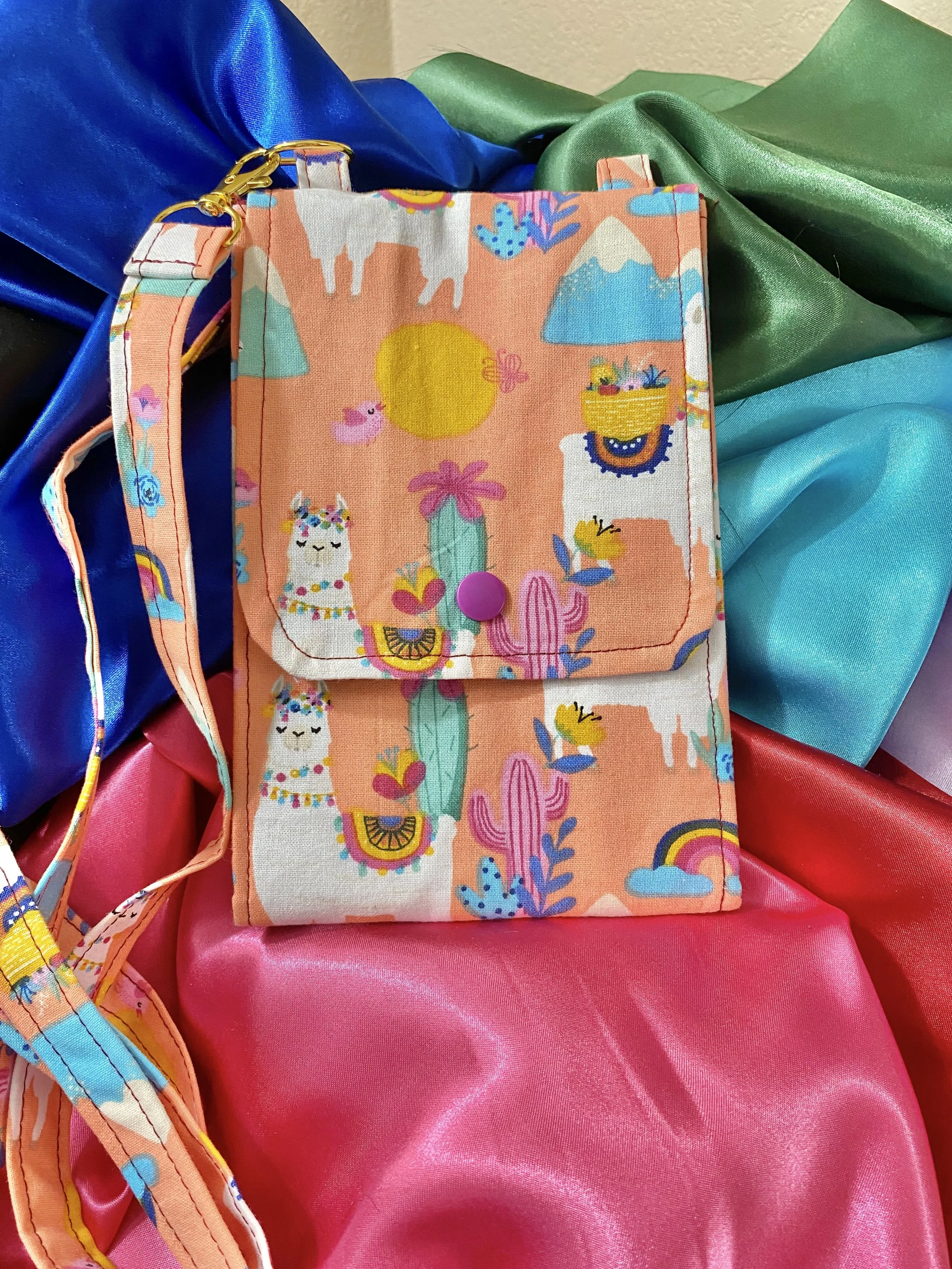 Happy Llama Simple Cell Phone Bag