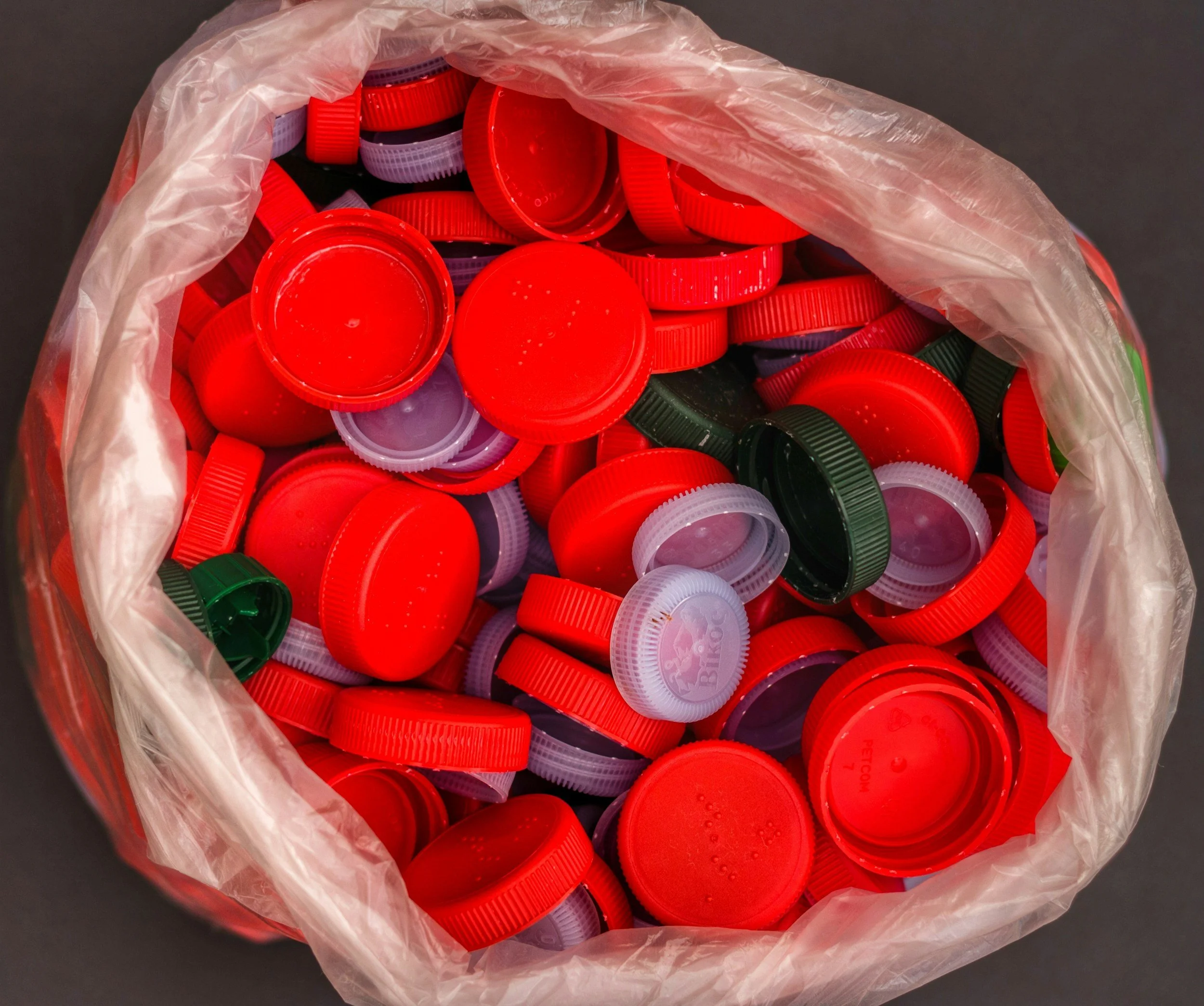 From Hospital Waste to New Life: How a Teenager is Tackling Medical Plastic Pollution