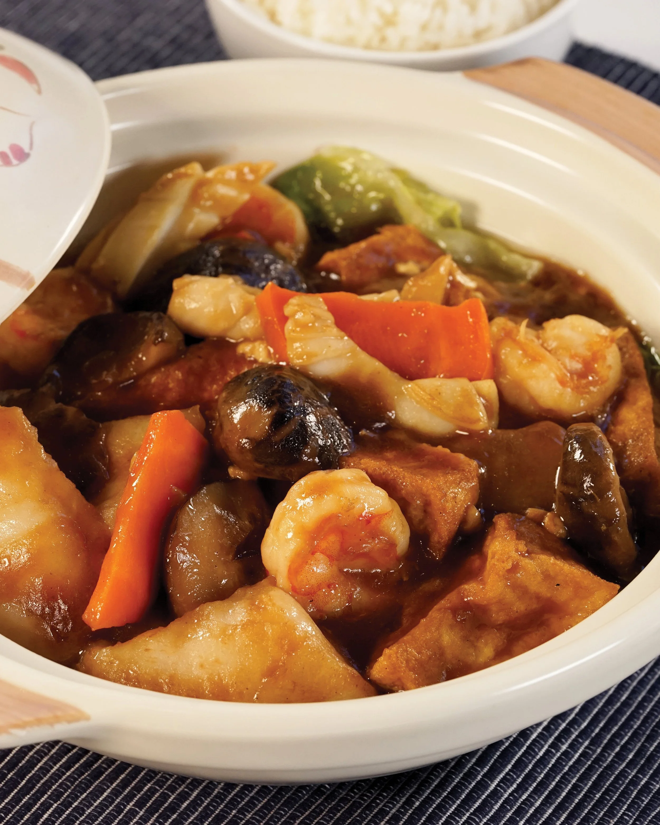 Seafood Combination Clay Pot