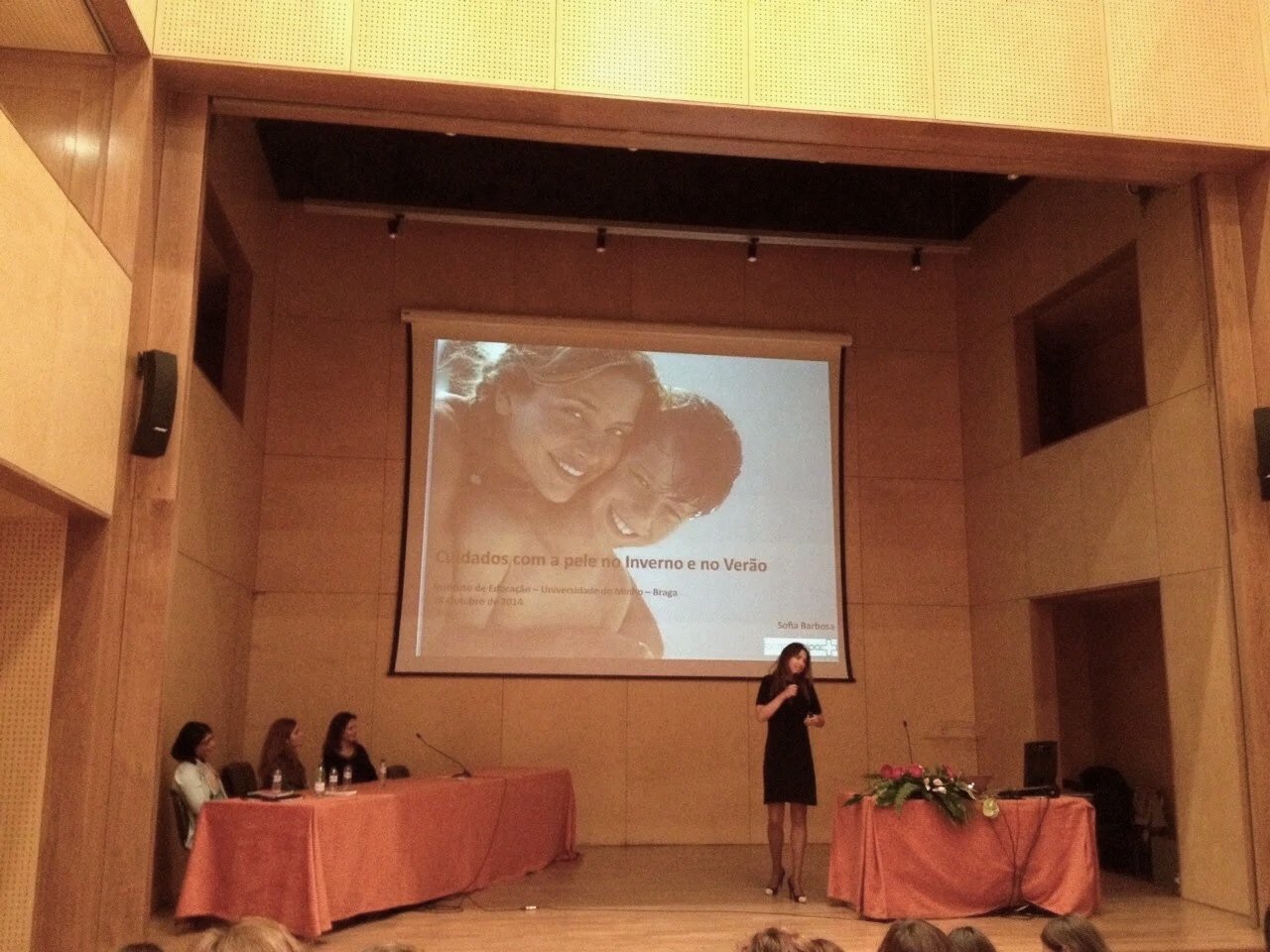 Psicóloga Sofia Almeida Barbosa em formação sobre saúde.