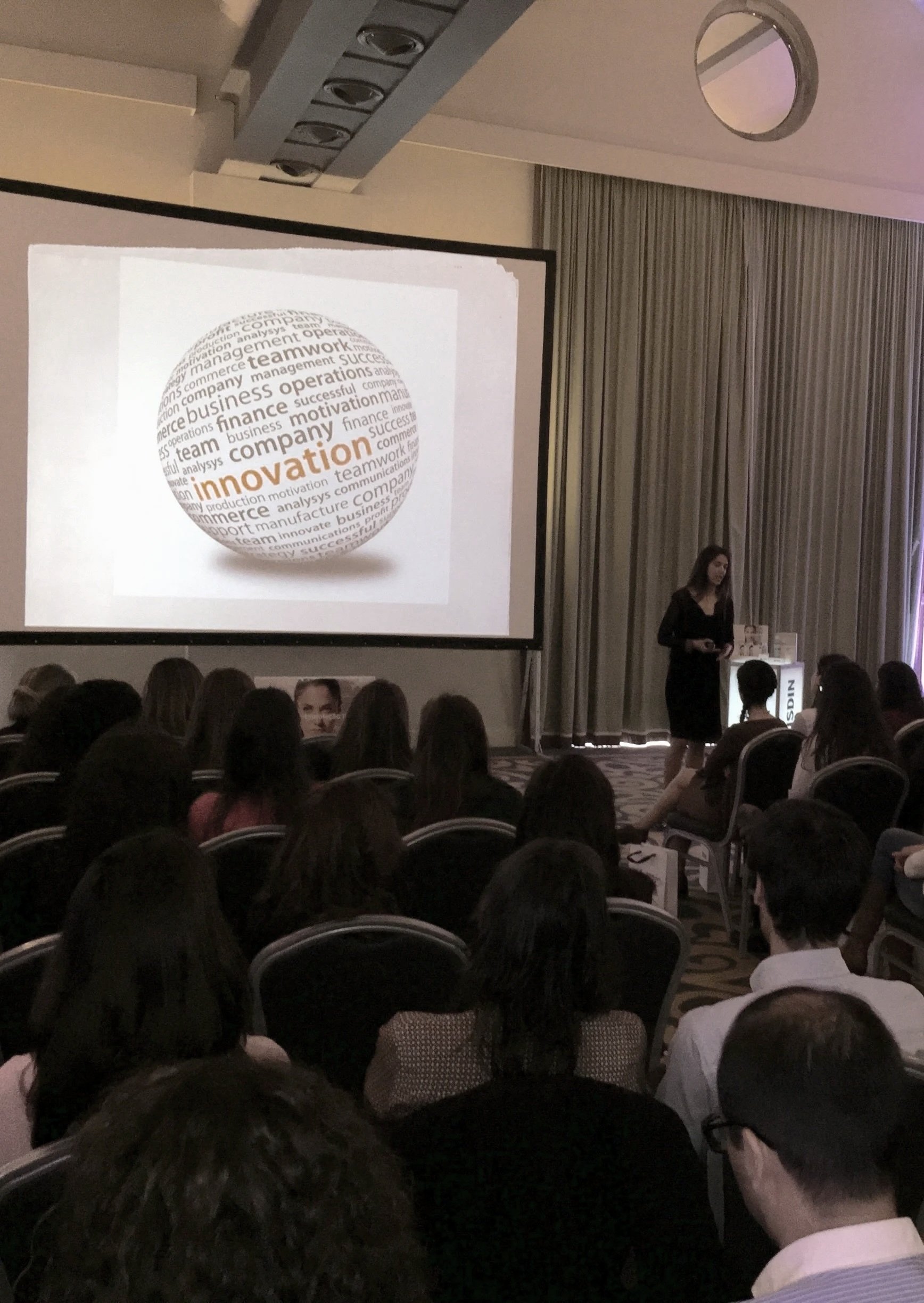 Palestra da Psicóloga Sofia Almeida Barbosa no Palácio do Freixo
