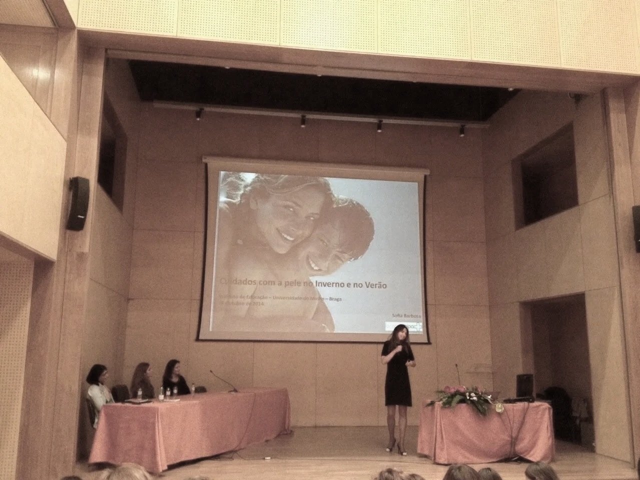 Psicóloga Sofia Almeida Barbosa em formação sobre saúde.