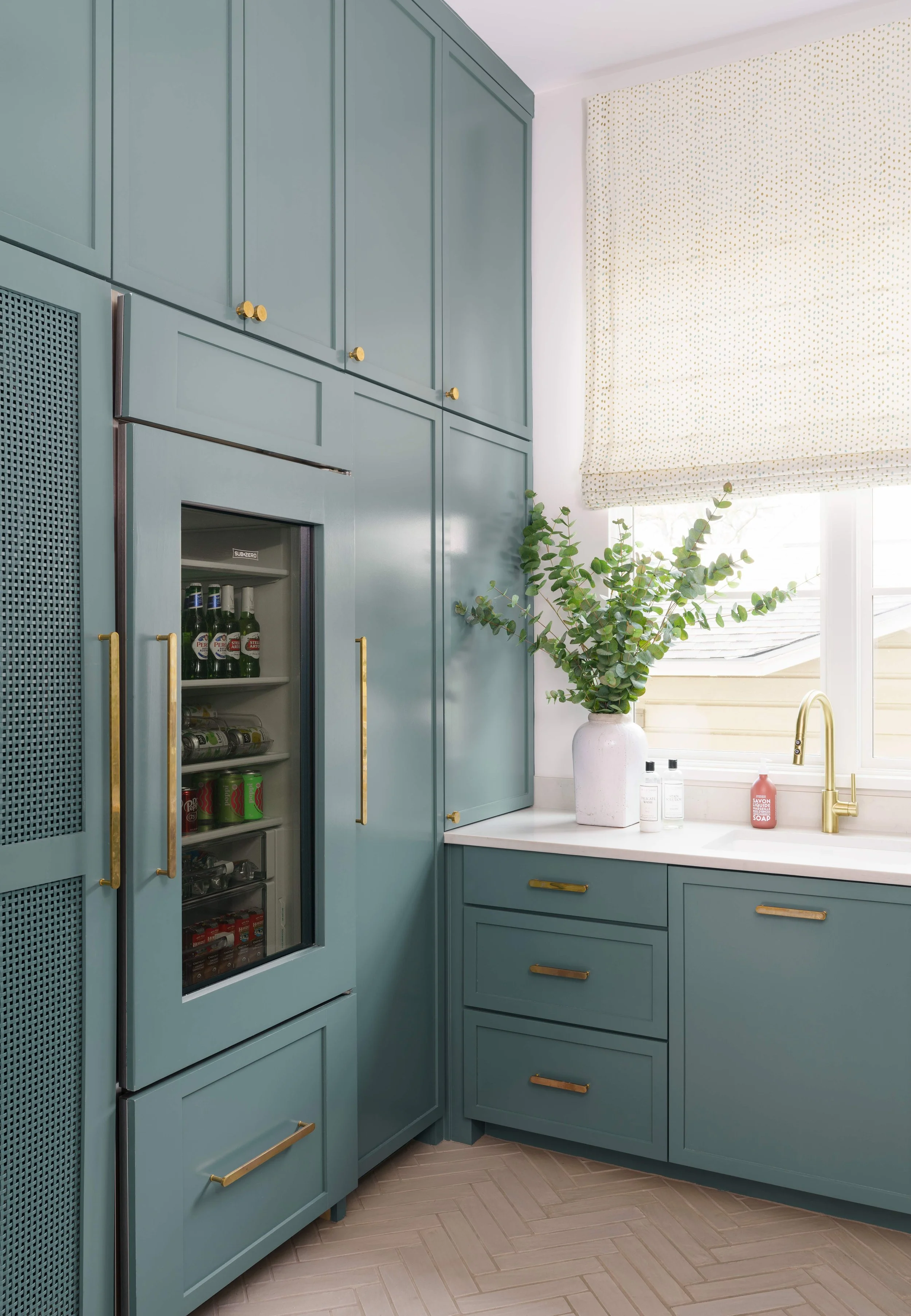 Murphy Clearview - Laundry-V2.jpg