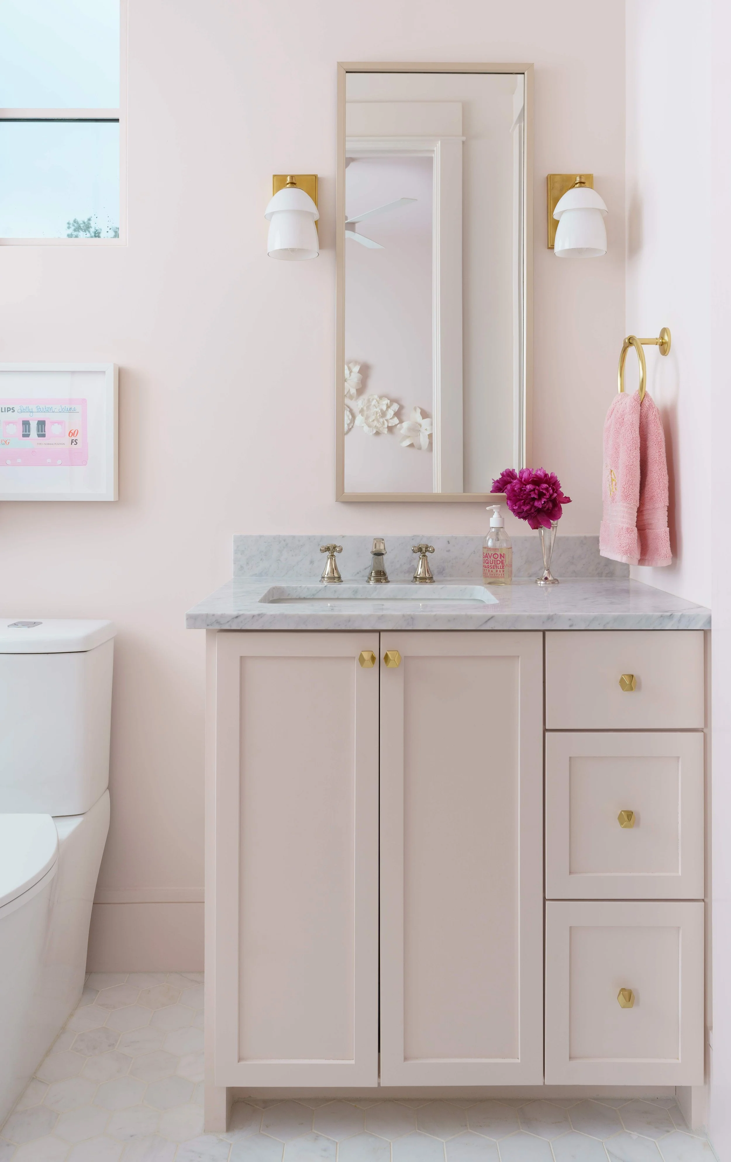 Murphy Clearview - Girls-Bath.jpg