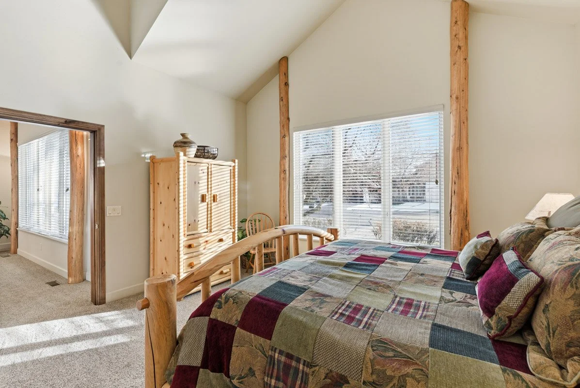 13 - 57 Oberland Court.jpg