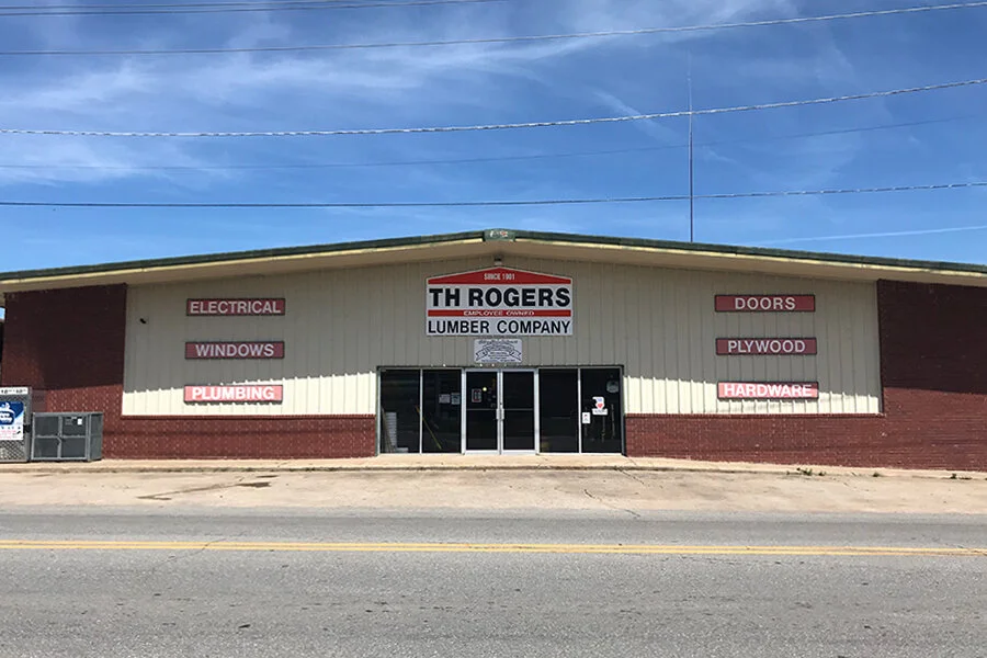 TH Rogers Lumber Company in Bristow, Oklahoma