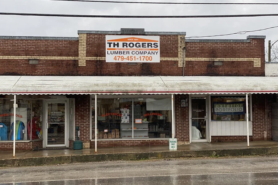 TH Rogers Lumber Company in Pea Ridge, AR