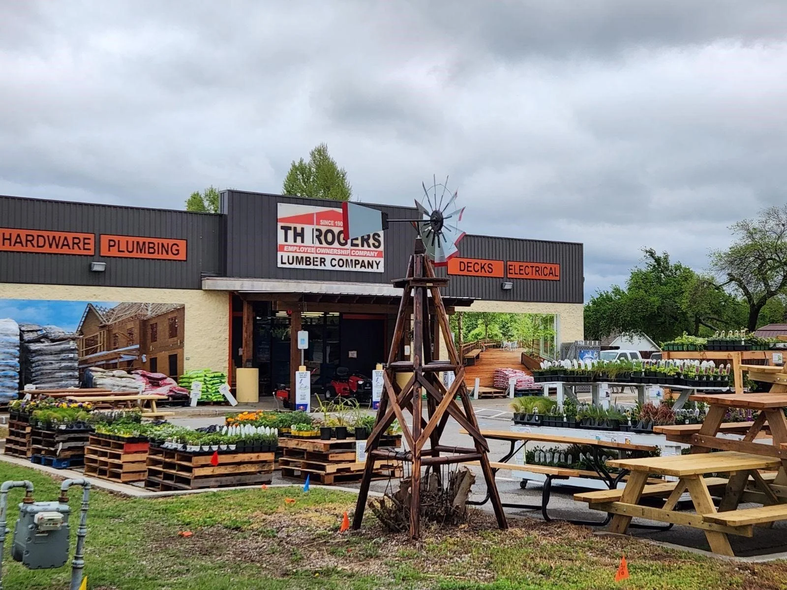 tuttle location photo