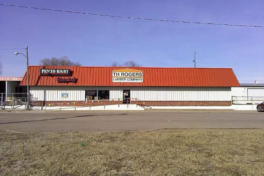 TH Rogers Lumber Company in Parsons, KS