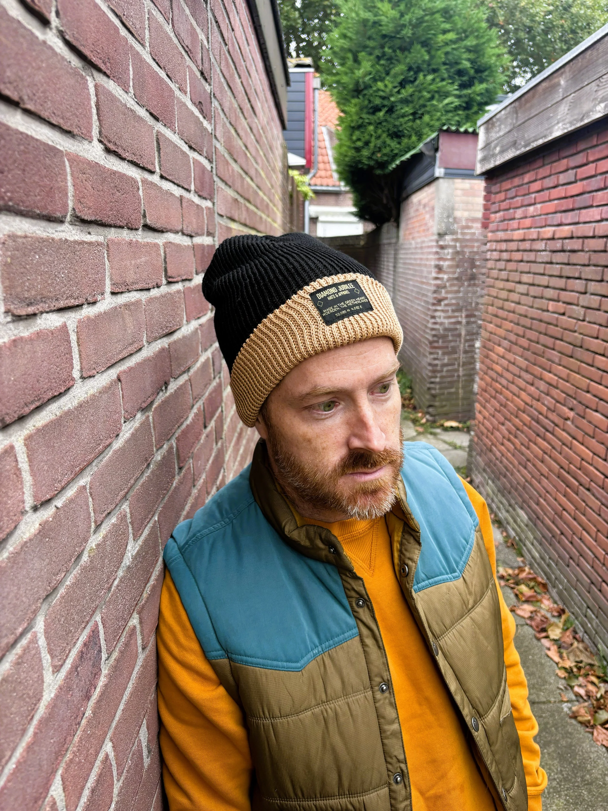 Coordinates Beanie (Black/Tan)