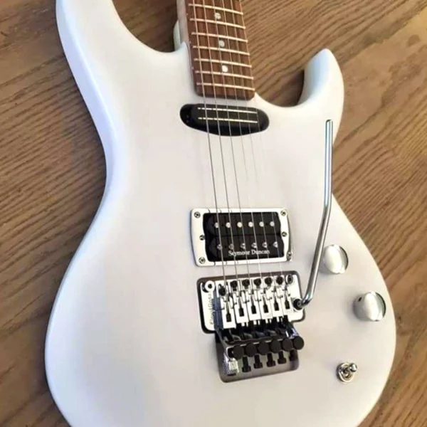 k-butler-guitars-04-600x600.jpg