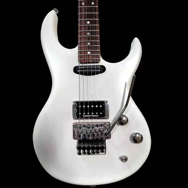 k-butler-guitars-17-600x600.jpg