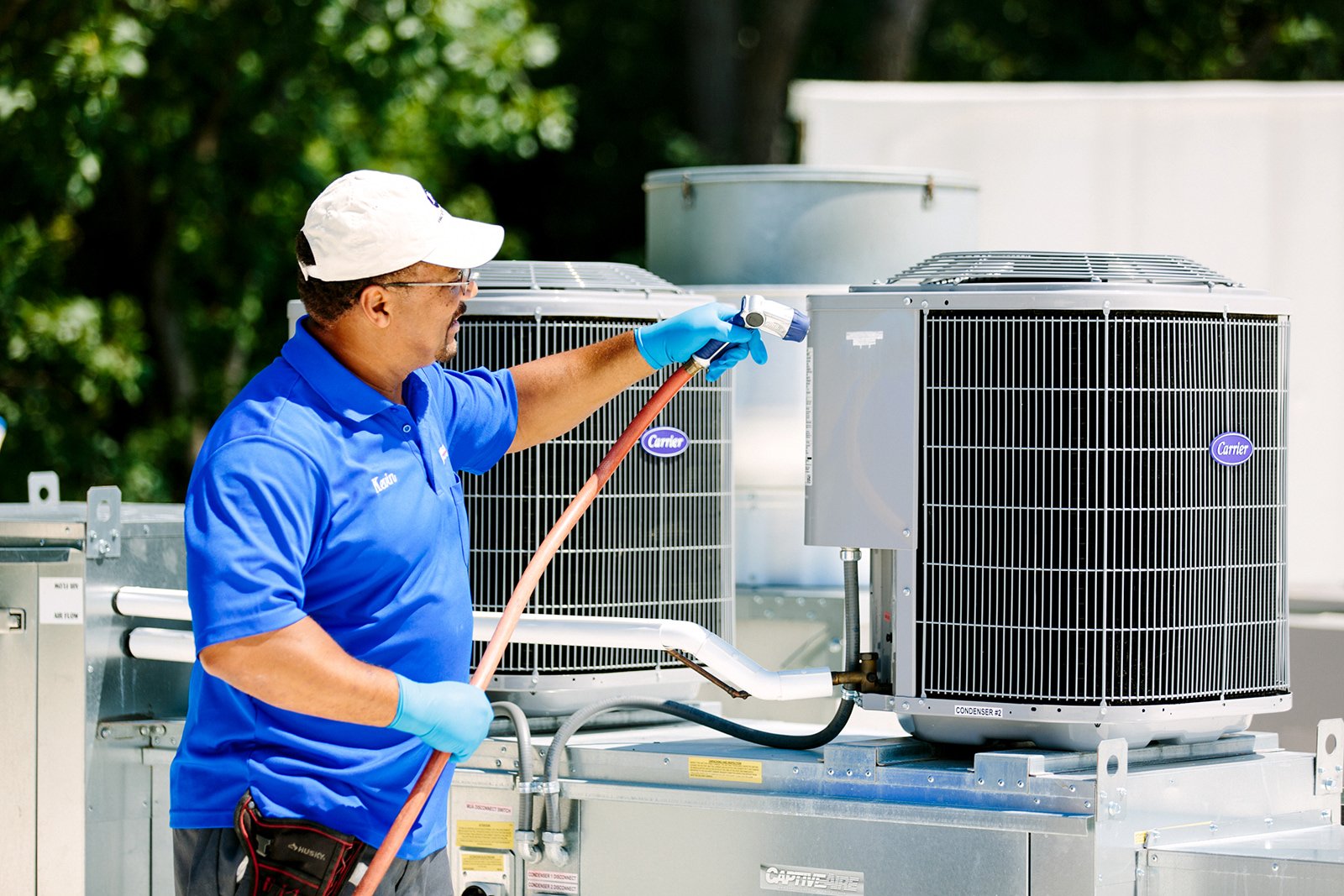 AIRCON will customize a maintenance program that suites your businesses needs and our experience maintenance and service technicians will ensure your equipment is operating effectively