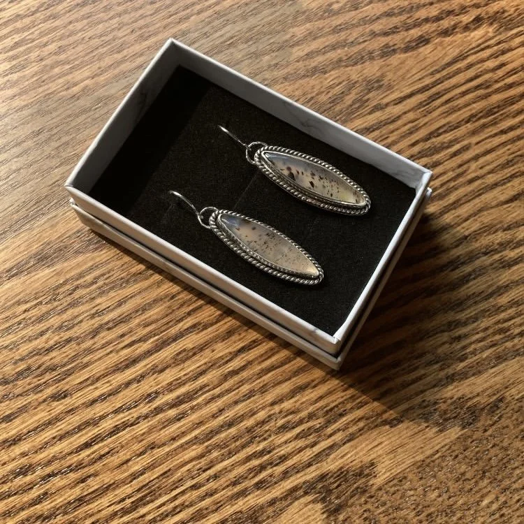 Agate Pencil Earrings.JPEG