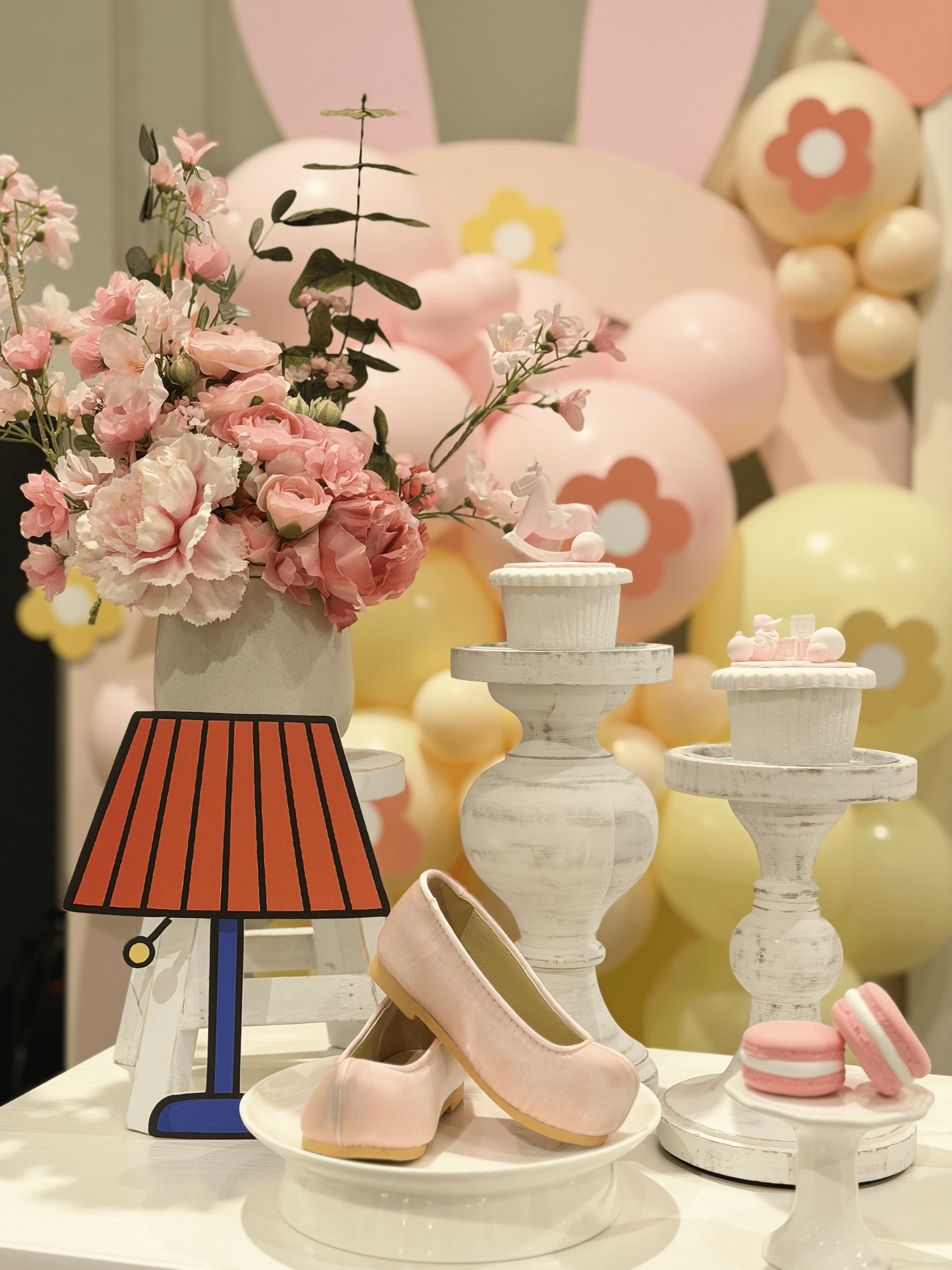 Modern Korean dol / dohl table styling with Miffy theme. Clean and minimal first birthday setup in LA.